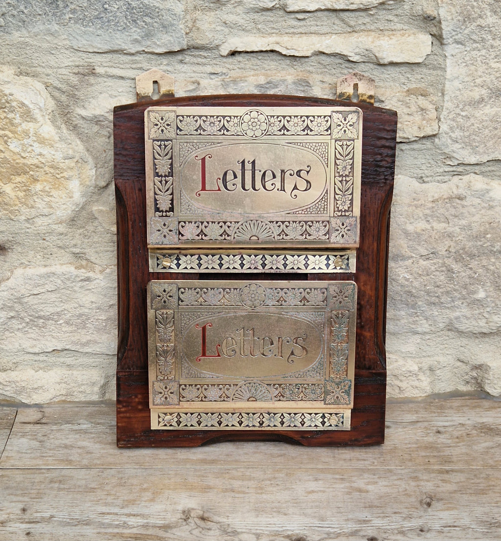 Antique Arts & Crafts Brass And Quarter Sawn Oak Gentleman's Wall Letter Rack