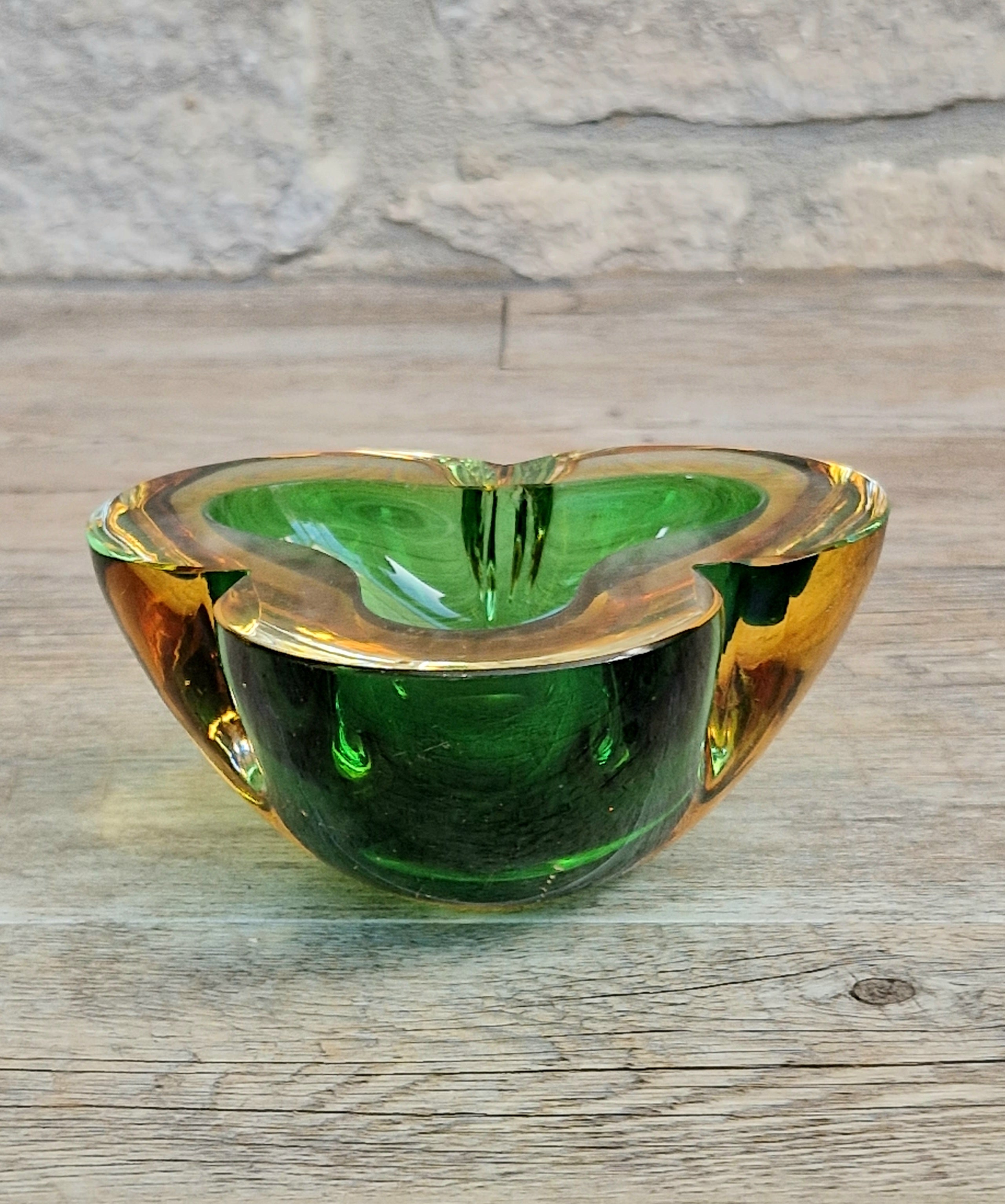 Mid-Century Tri-Form Seguso Sommerso Murano Art Glass Bowl Amber & Green 1970s 13cm