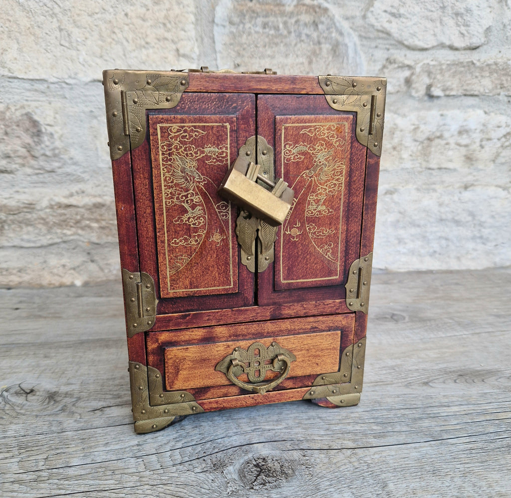 Vintage Hardwood Brass Bound Oriental Hand-Painted Chinoiserie Dragons Footed Jewellery Box Chest 1940s