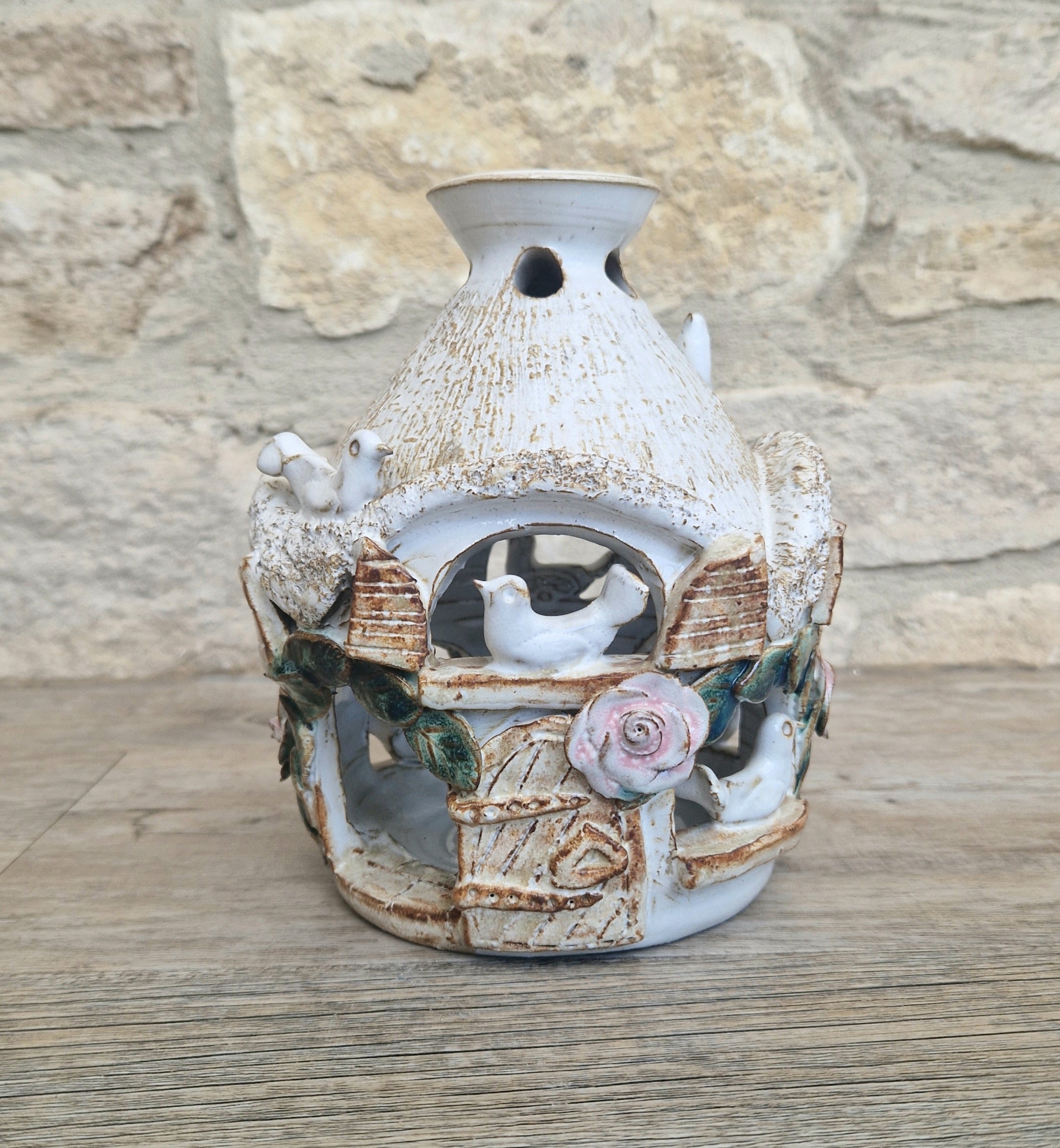 Vintage Pottery Large Bird House Essential oil Diffuser Handmade Pottery Ark Pottery Made England Heavy 1kg 135grams Dove Cote Bird House