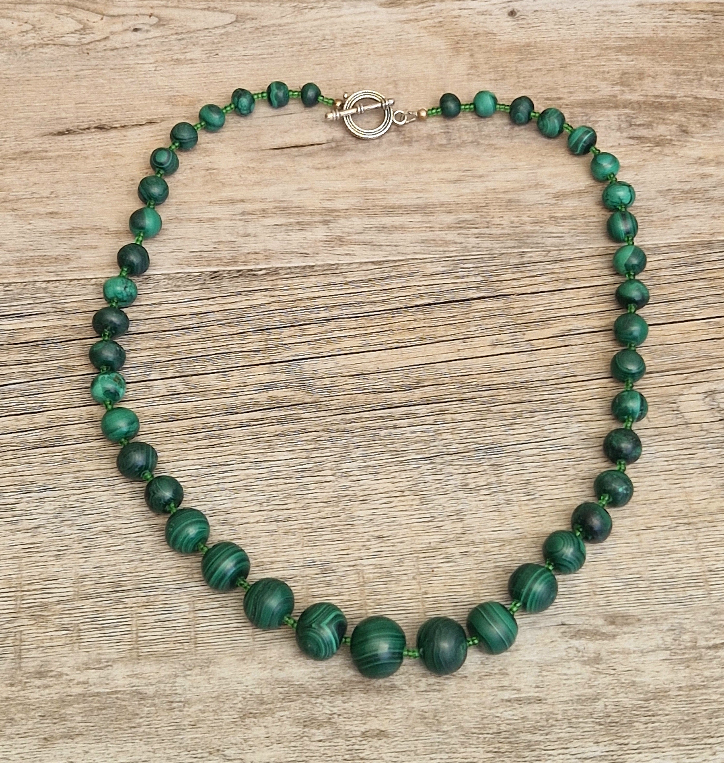 Vintage Graduated Malachite Round Bead T-Bar Clasp Necklace (60cm)