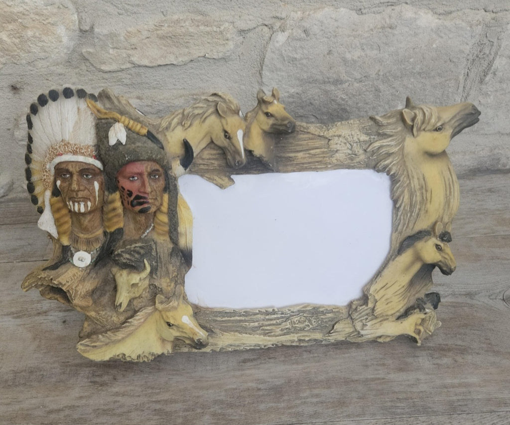 Western Native American Indian Chiefs Horse Photo Frame 3D Rustic Polyresin Holds 6.5 x 4.5" Photo.