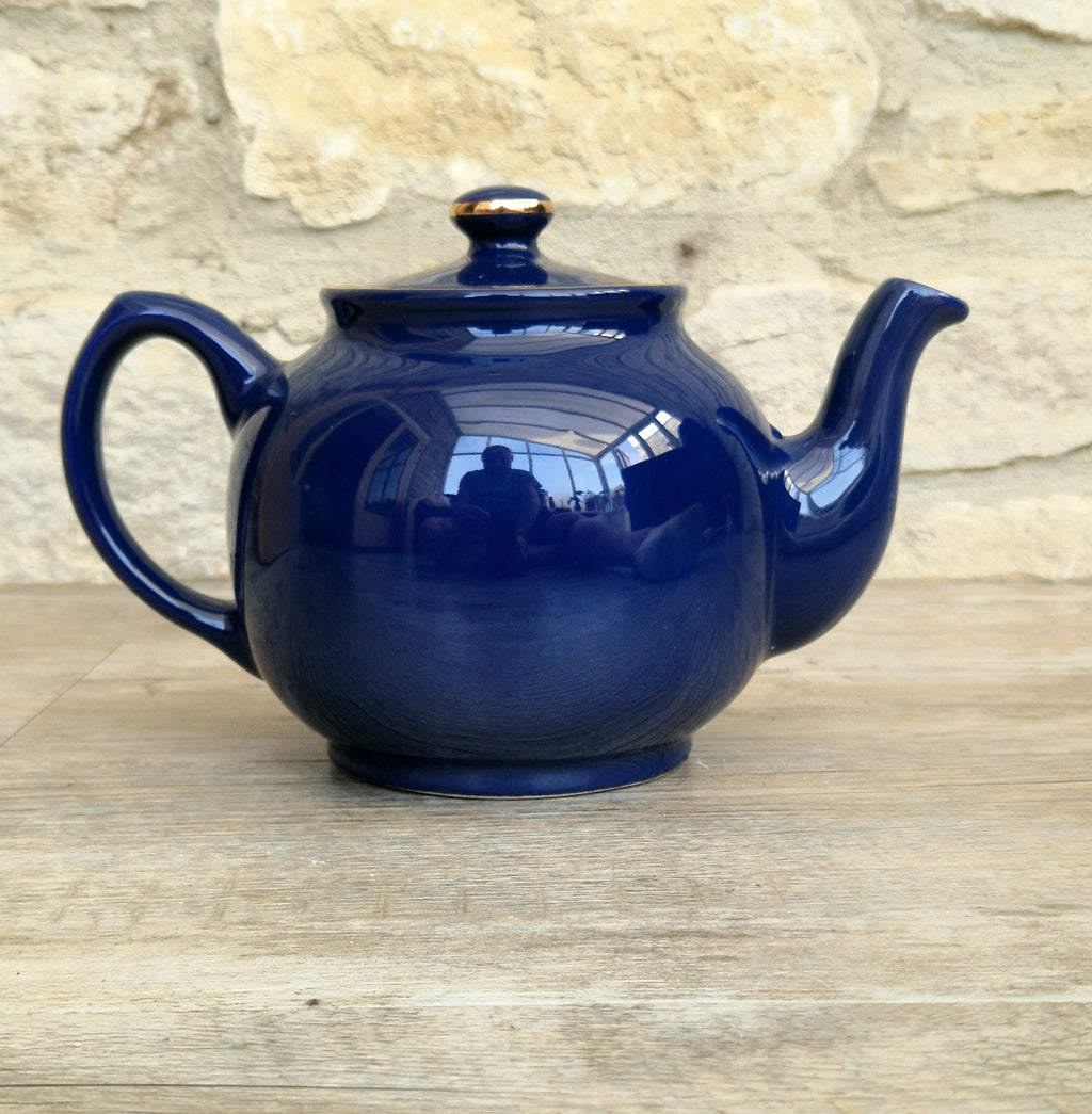 Harrods London Teapot Large Blue 2 Pint Sadler Made in England Vintage Collectible Kitchenware