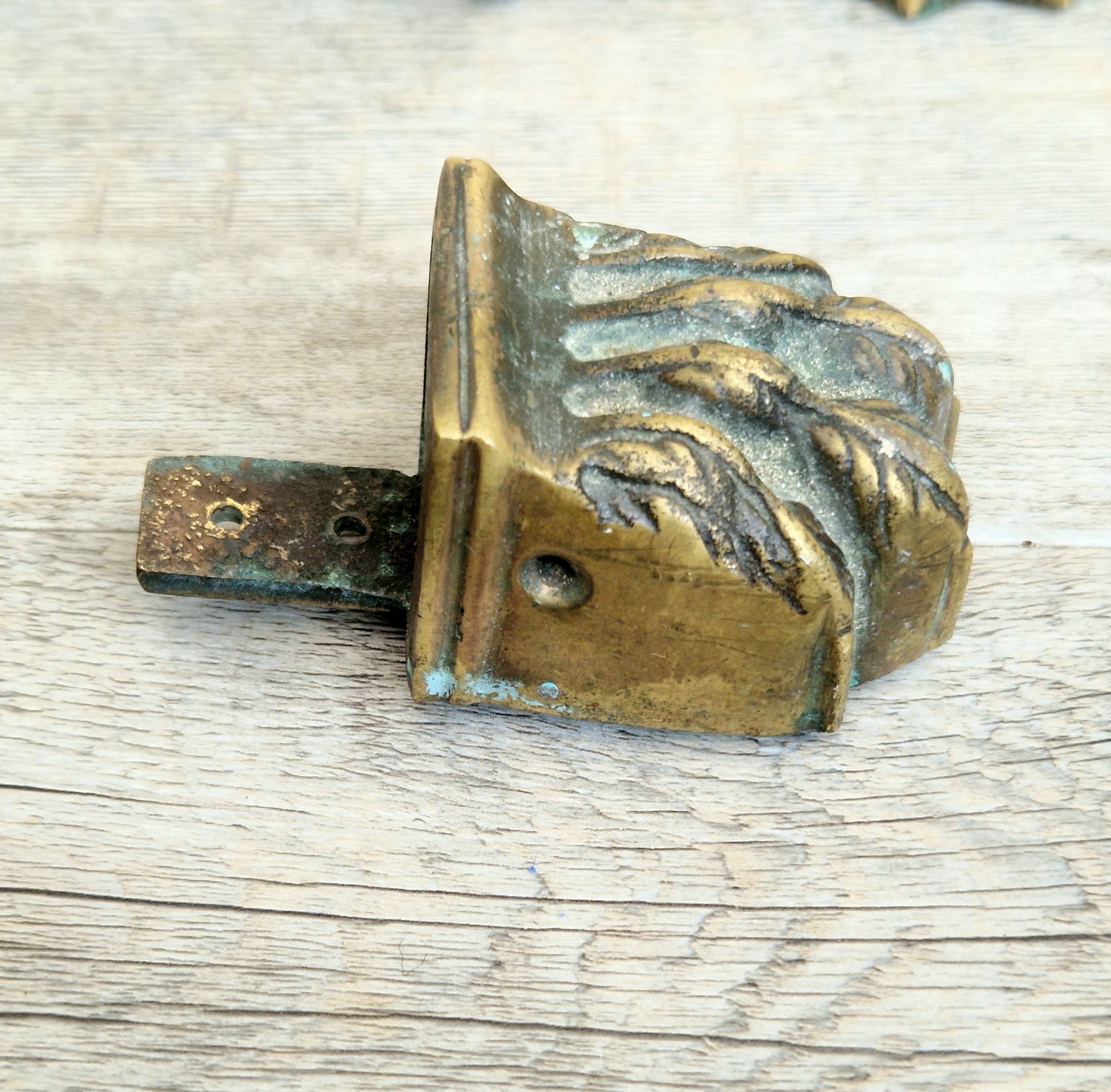 Rare 1800-1850 Heavy Sand-Cast Brass Lion Paw Feet, Set of 4 Antique Claw Foot Leg Caps for Pedestal Table etc Restoration