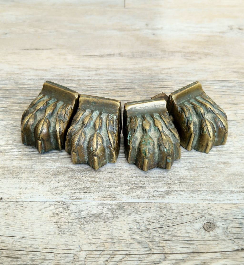 Rare 1800-1850 Heavy Sand-Cast Brass Lion Paw Feet, Set of 4 Antique Claw Foot Leg Caps for Pedestal Table etc Restoration
