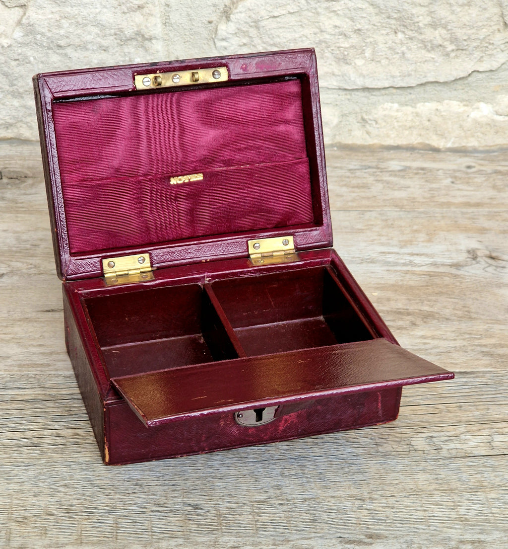 Fine Antique Victorian c.1890 Morrocan Red Leather Bullion Box Coin Box Safe