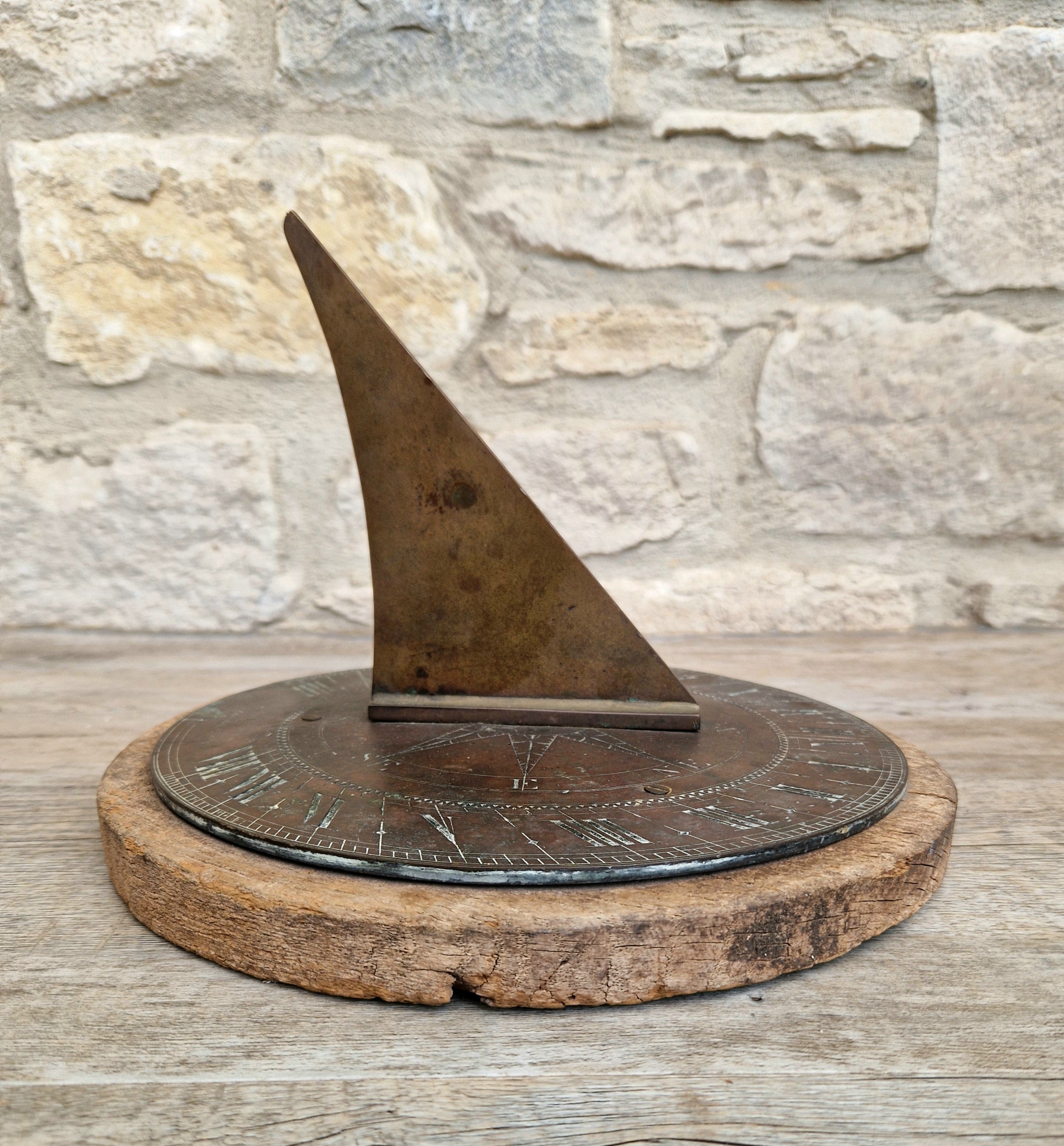 Antique Troughton & Simms London Brass Sundial, Mid-Victorian Horizontal Garden Dial Plate c.1850