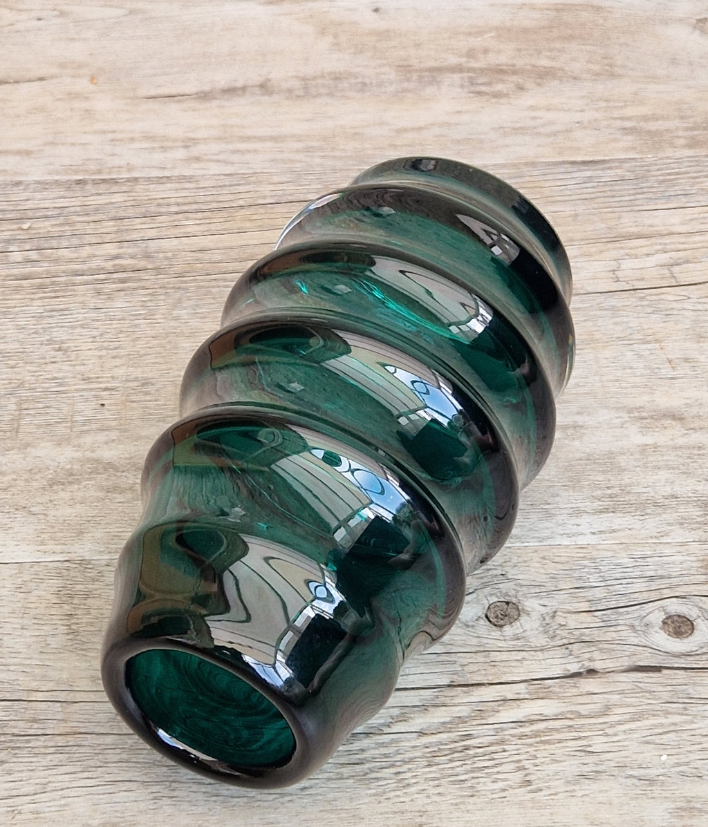 Midcentury Scandinavian Modern Hooped Vase Green Glass Magnor Norway, 1960