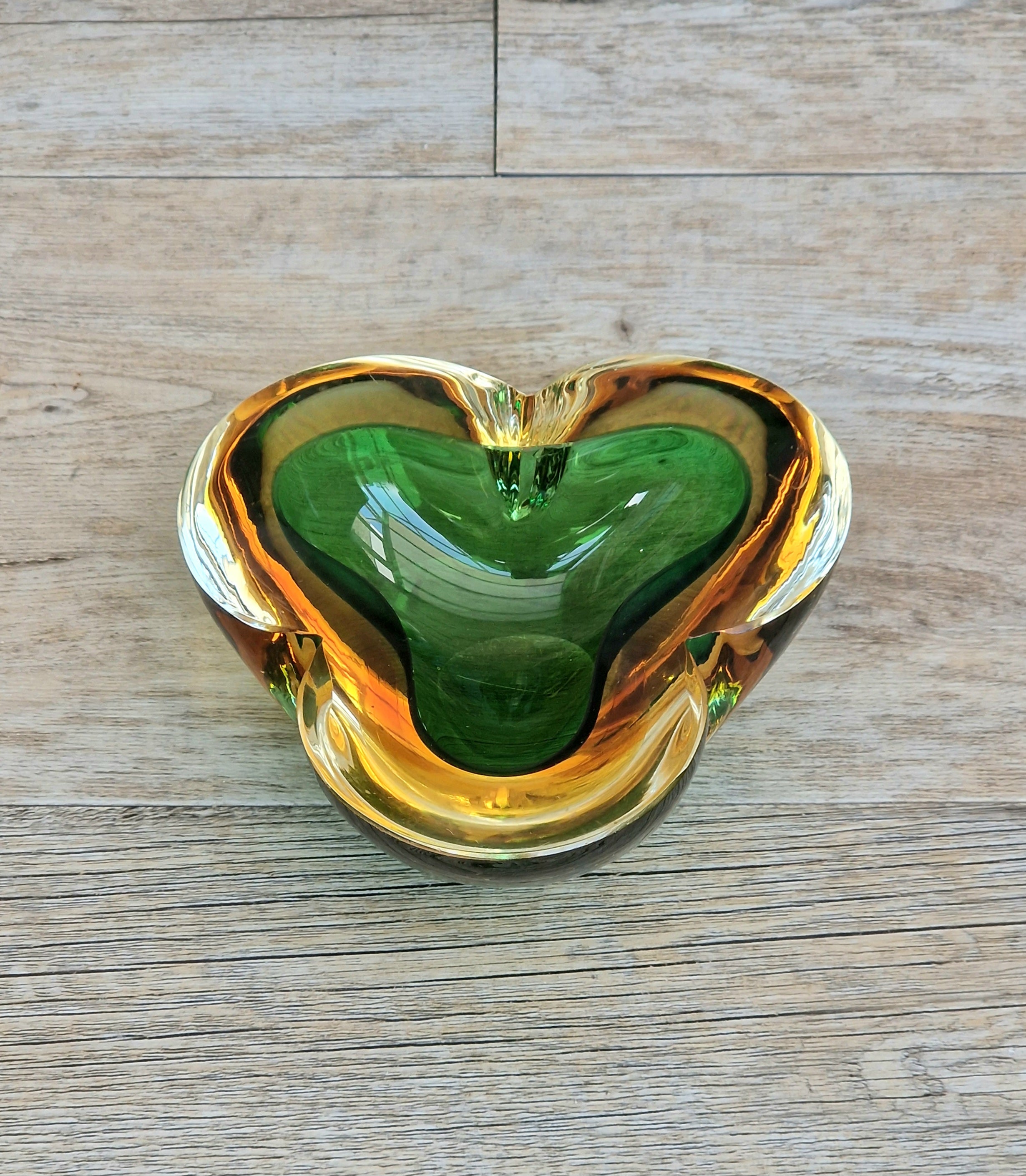 Mid-Century Tri-Form Seguso Sommerso Murano Art Glass Bowl Amber & Green 1970s 13cm