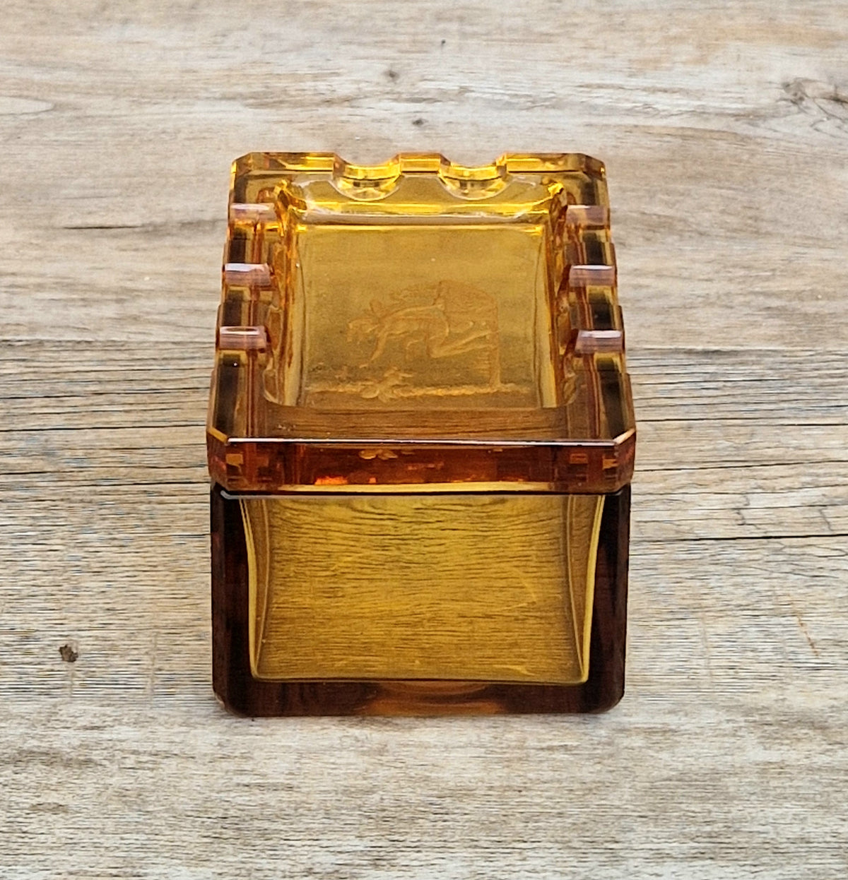 1930s Hienrich Hoffman Amber Intaglio Glass Cupid & Goddess Crenulated Lidded Trinket Box