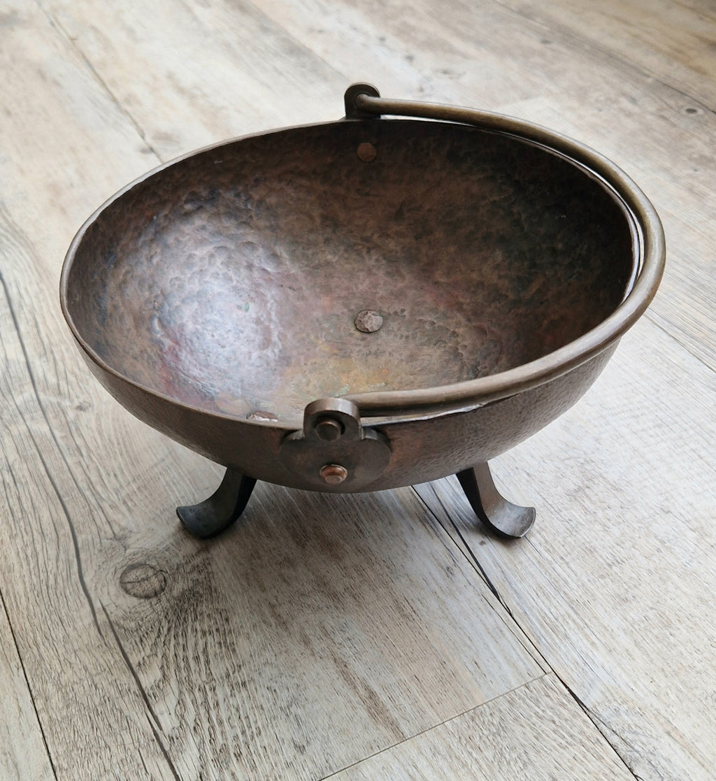 Antique Arts & Crafts Hand Beaten Solid Copper Brass Handled Tri-Foot Planter Bowl c.1890-1900's