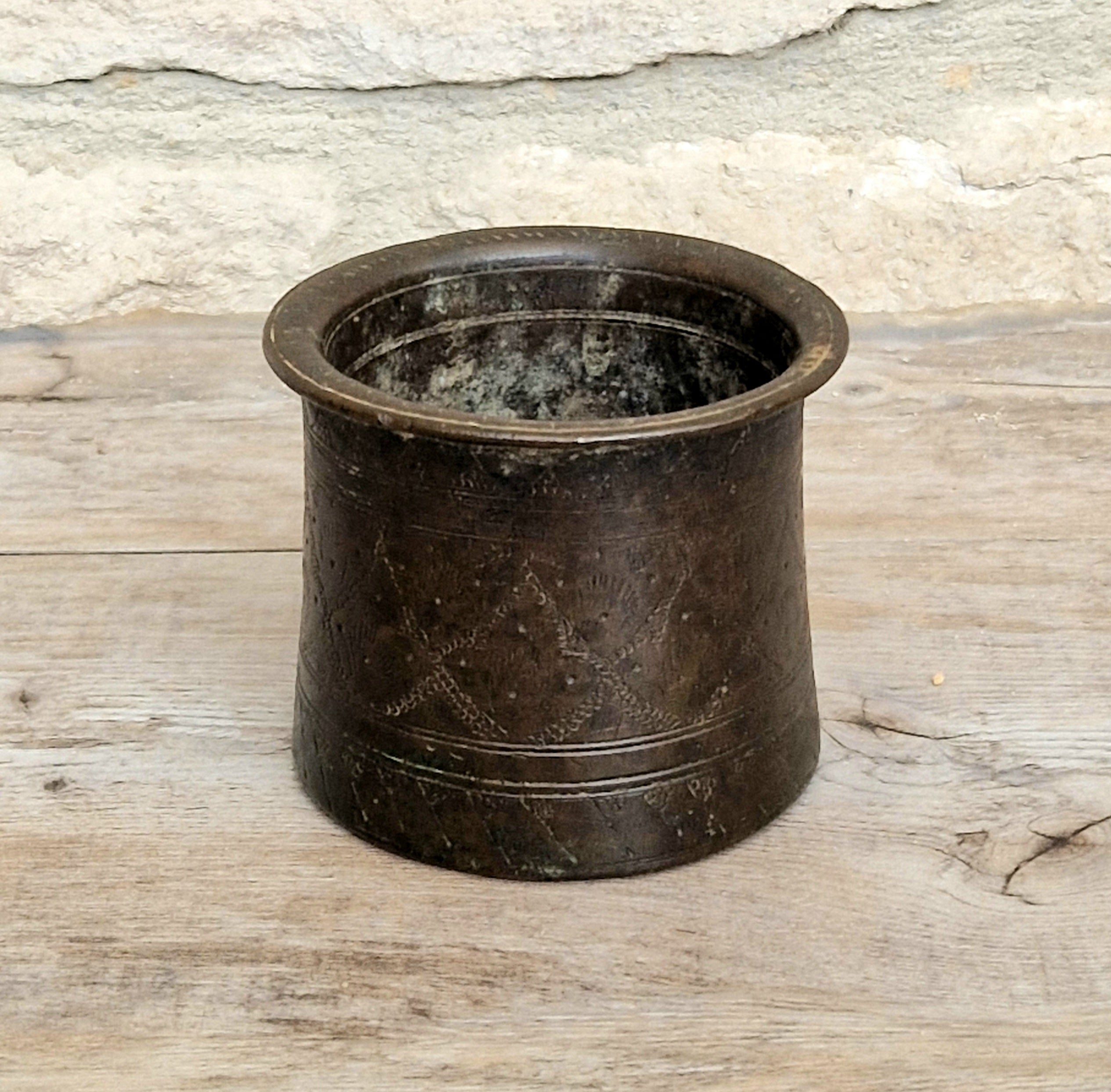 Antique 19thC Indian Bronze Panchpatra Holy Water Cup Heavy Cast Ritual Puja Pot 383g
