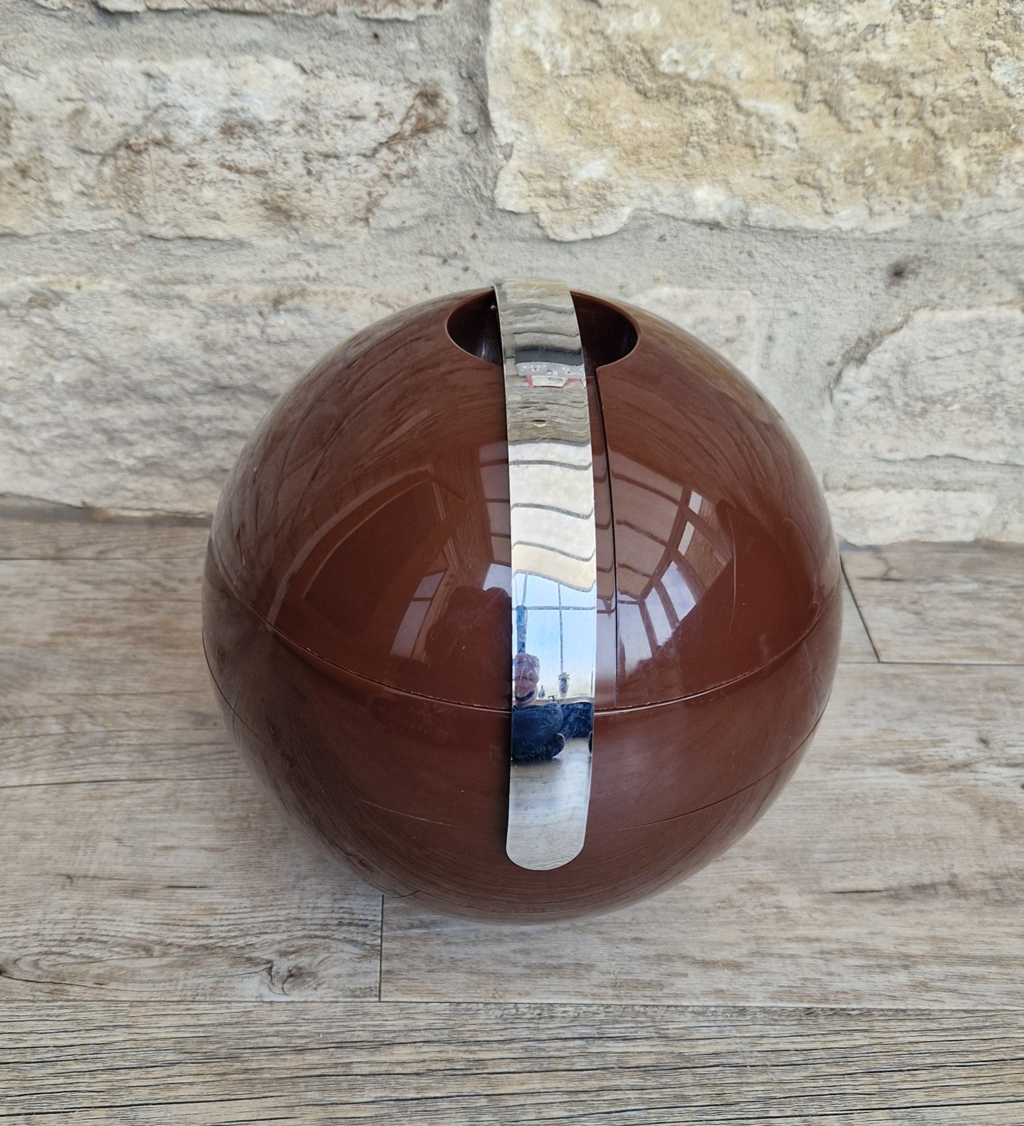 Vintage Guzzini Deep Brown Stella Ice Bucket Designed by Paolo Tilche 1970s