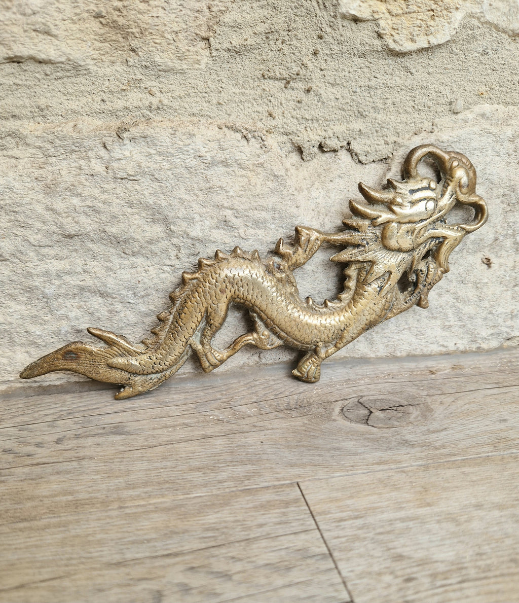 Pair Of Antique Heavy Cast Brass Chinese Dragons Wall Decoration or Door Pulls 22cm