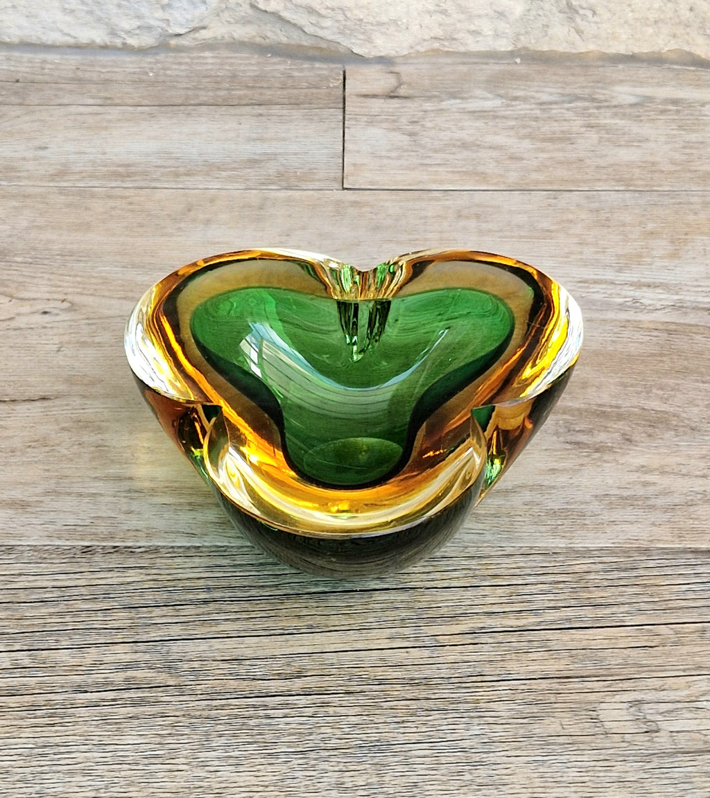 Mid-Century Tri-Form Seguso Sommerso Murano Art Glass Bowl Amber & Green 1970s 13cm