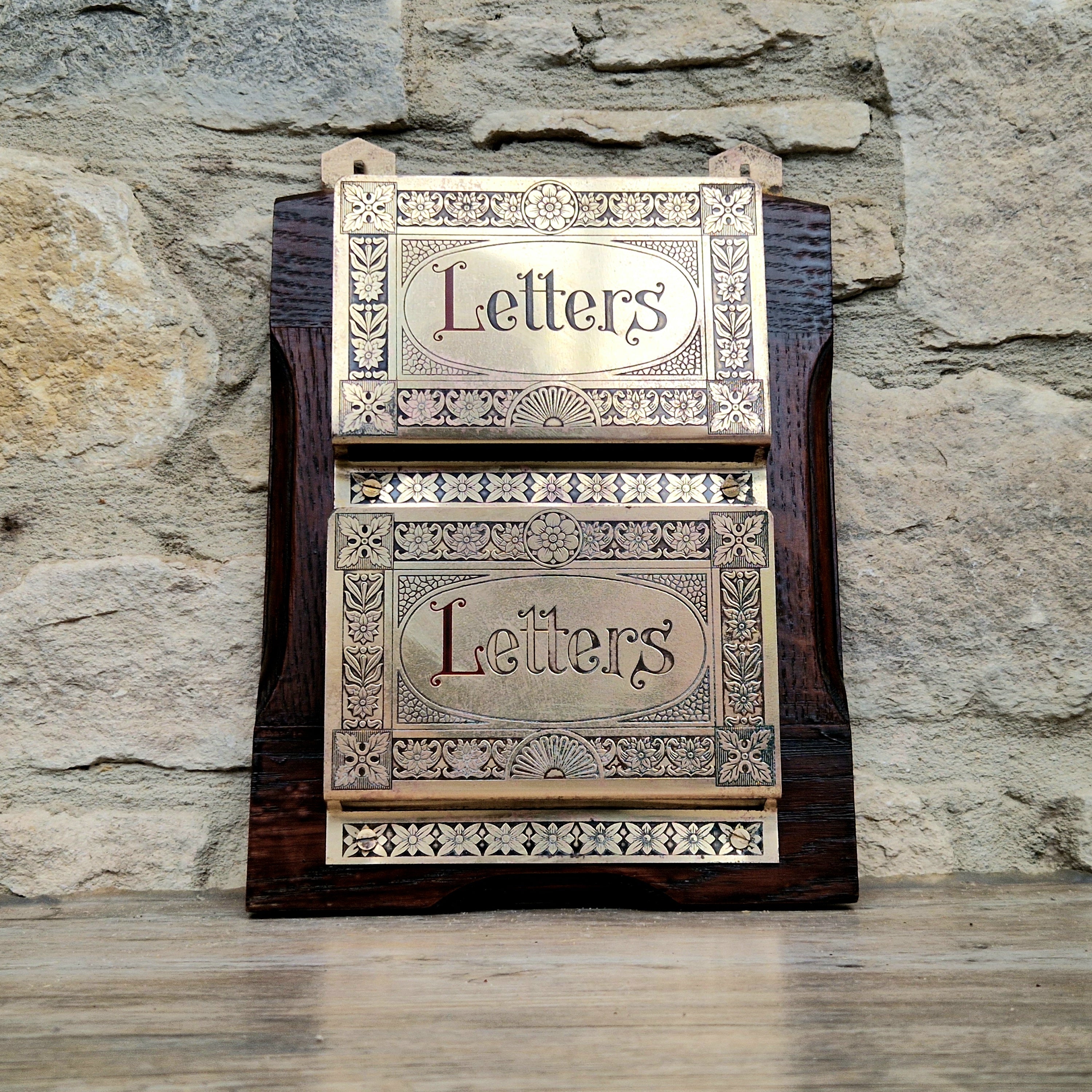 Antique Arts & Crafts Brass And Quarter Sawn Oak Gentleman's Wall Letter Rack