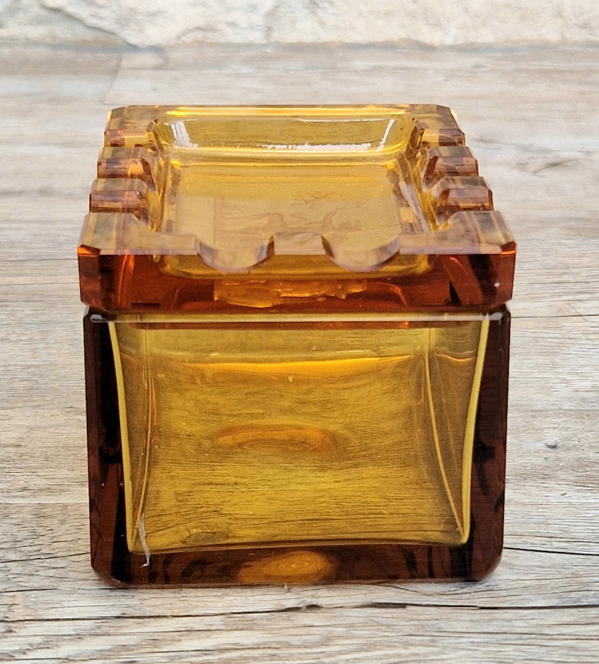 1930s Hienrich Hoffman Amber Intaglio Glass Cupid & Goddess Crenulated Lidded Trinket Box