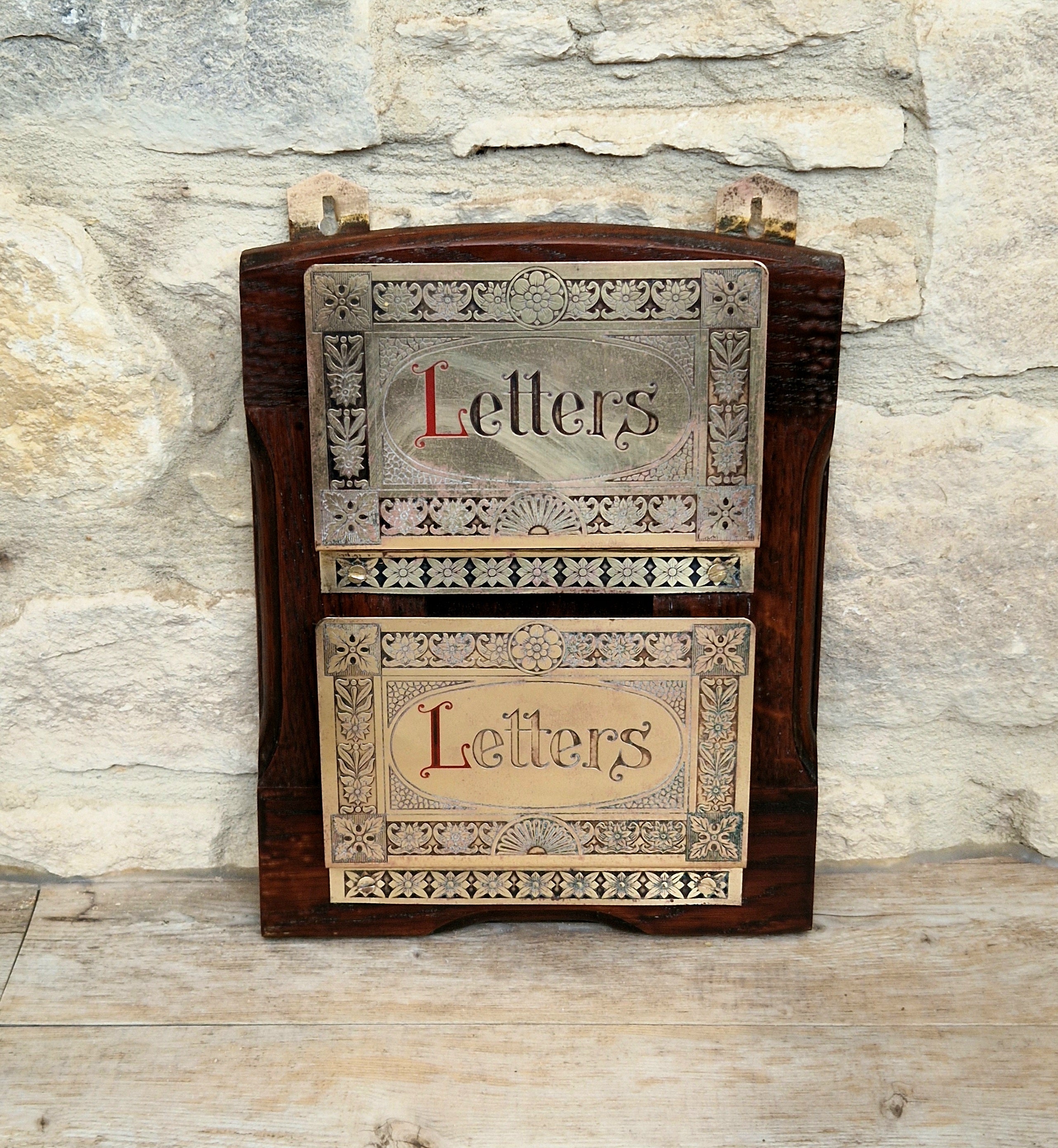 Antique Arts & Crafts Brass And Quarter Sawn Oak Gentleman's Wall Letter Rack