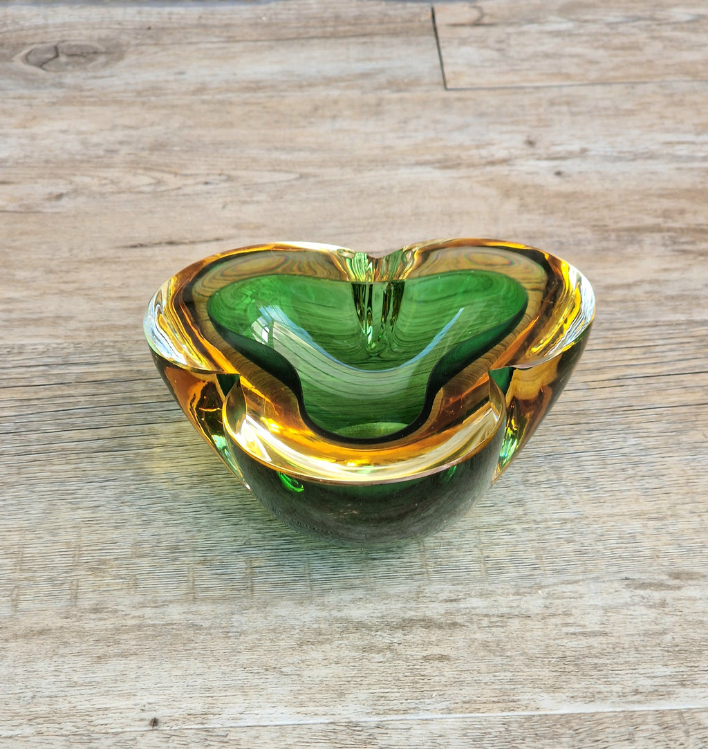 Mid-Century Tri-Form Seguso Sommerso Murano Art Glass Bowl Amber & Green 1970s 13cm