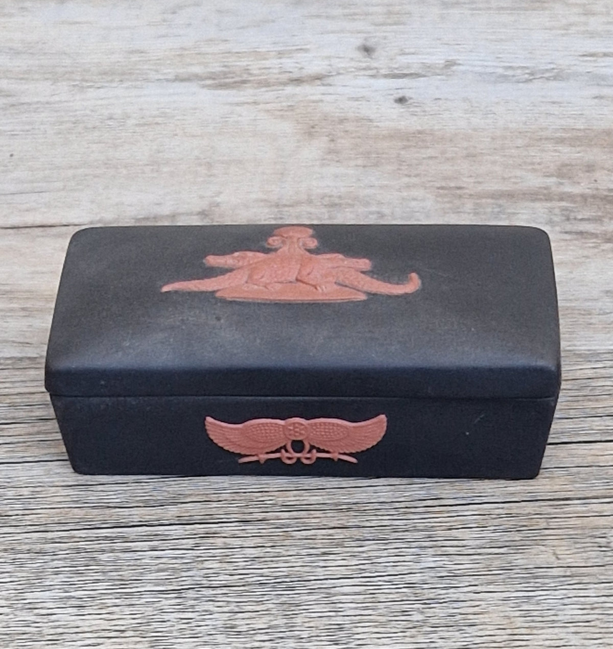 Wedgwood Black Jasperware Terracotta Egyptian Crocodiles Trinket Box