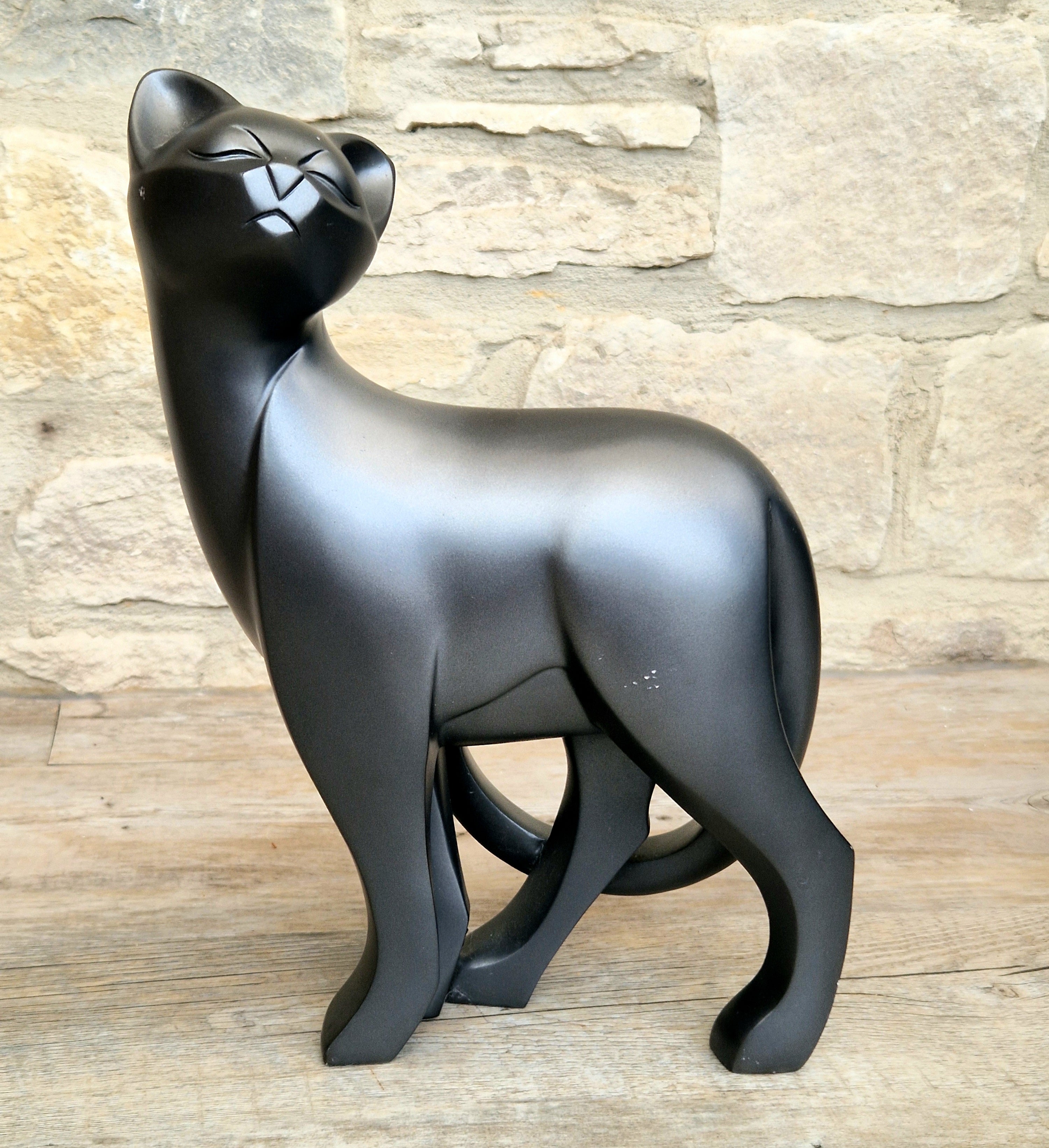 4D Art Cat Sculpture Figurine 2010 Black Animal Forms Stylized Matte Ornament 30cm