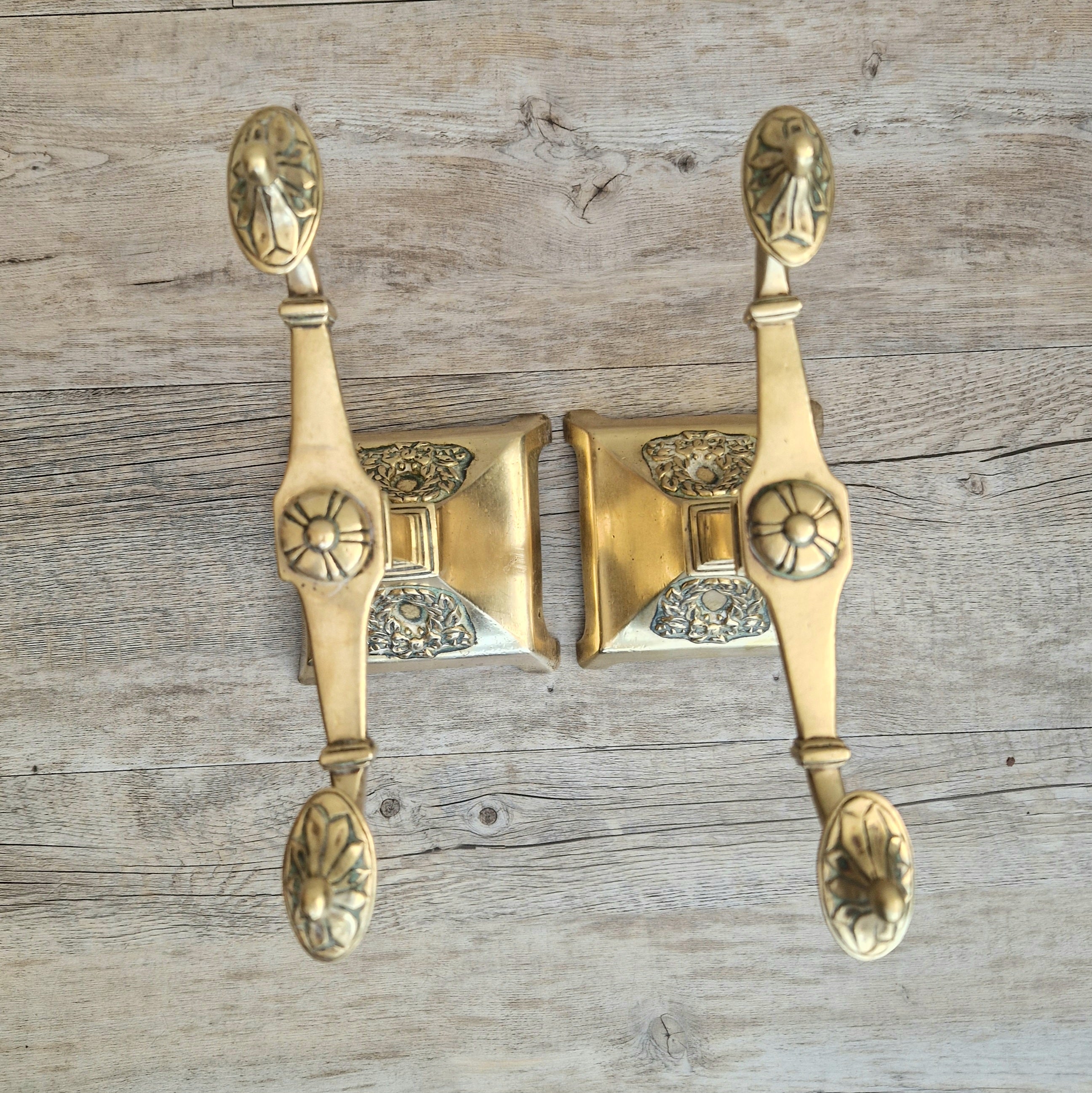 Louis XVI Revival Cast Brass Andirons Fire Dogs Wreath Relief Decoration Pair (c.1870–1900)
