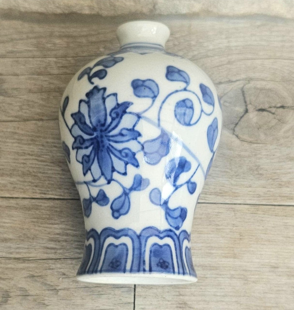 Vintage Oriental Miniature Vase Blue and White Chinese Porcelain Hand Painted 8.5cm