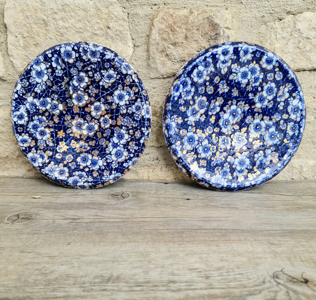 Pair of Rare Antique Trivets Gilt Blue & White Hawthorn Pattern Round Stoneware Trivets 17cm