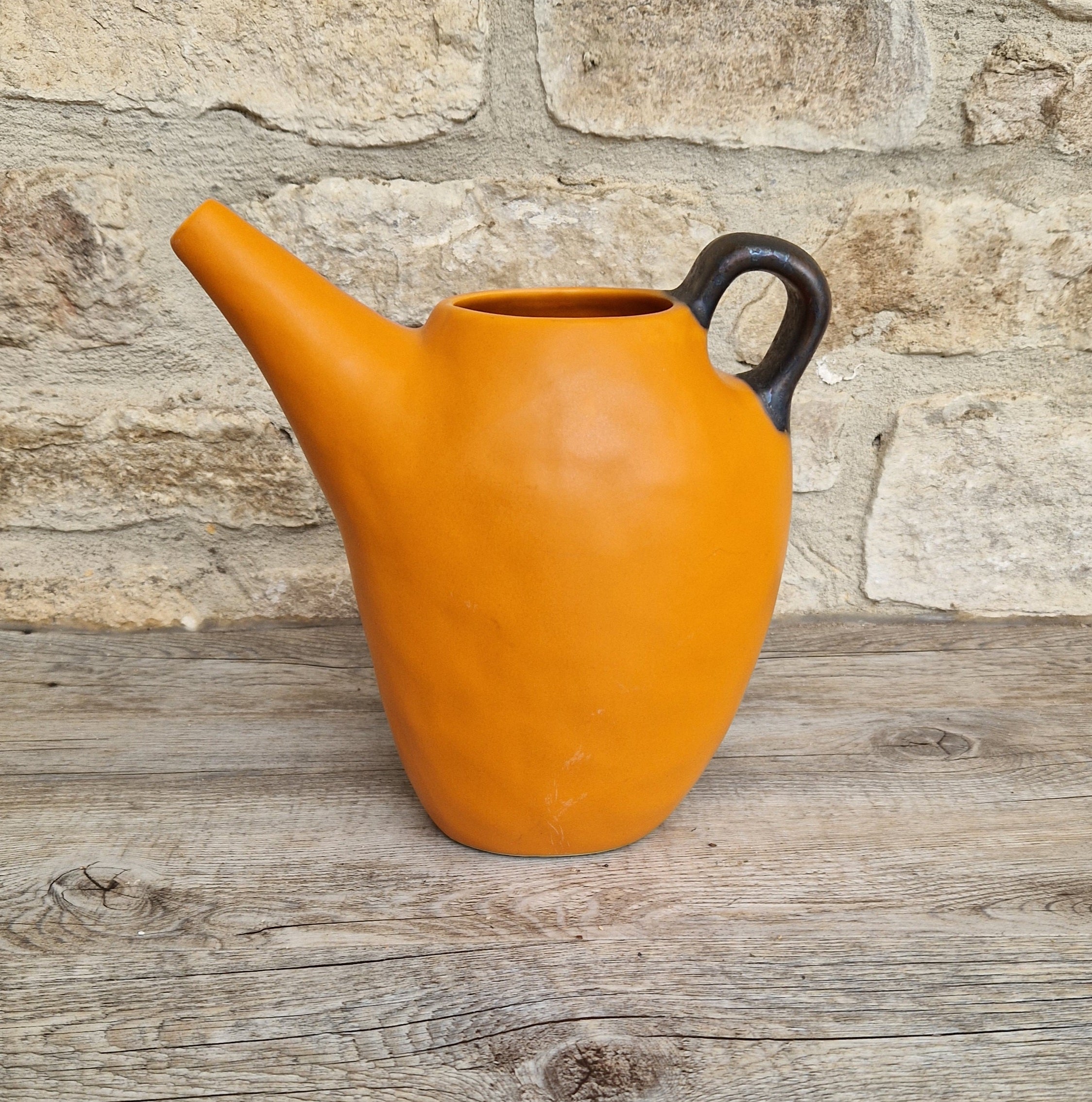 Large Habitat Water Jug Pitcher Burnt Orange Stoneware RARE Holds 1 .3/4 Litres