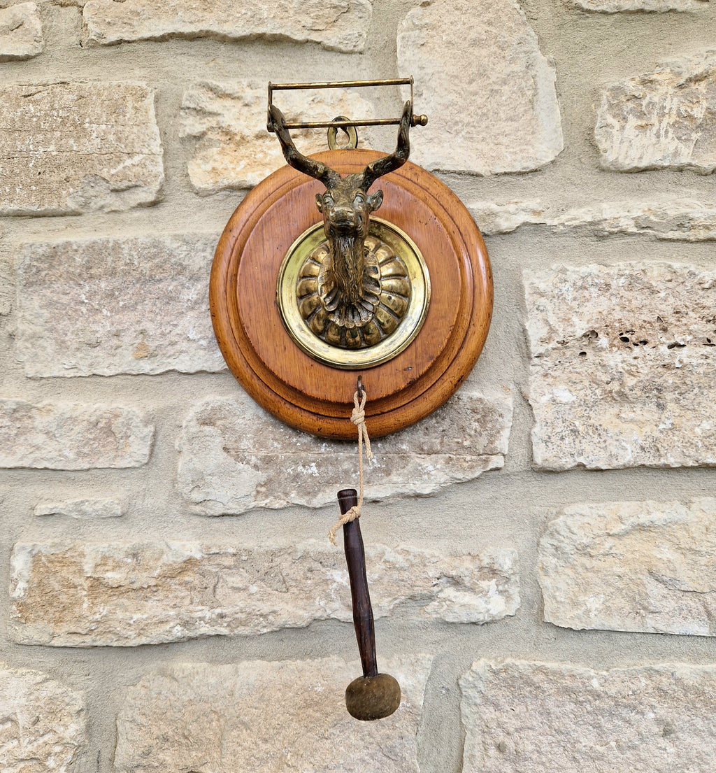 Antique Brass Stag Oak Roundel Wall Mounted Dinner Gong & Hand Turned Striker