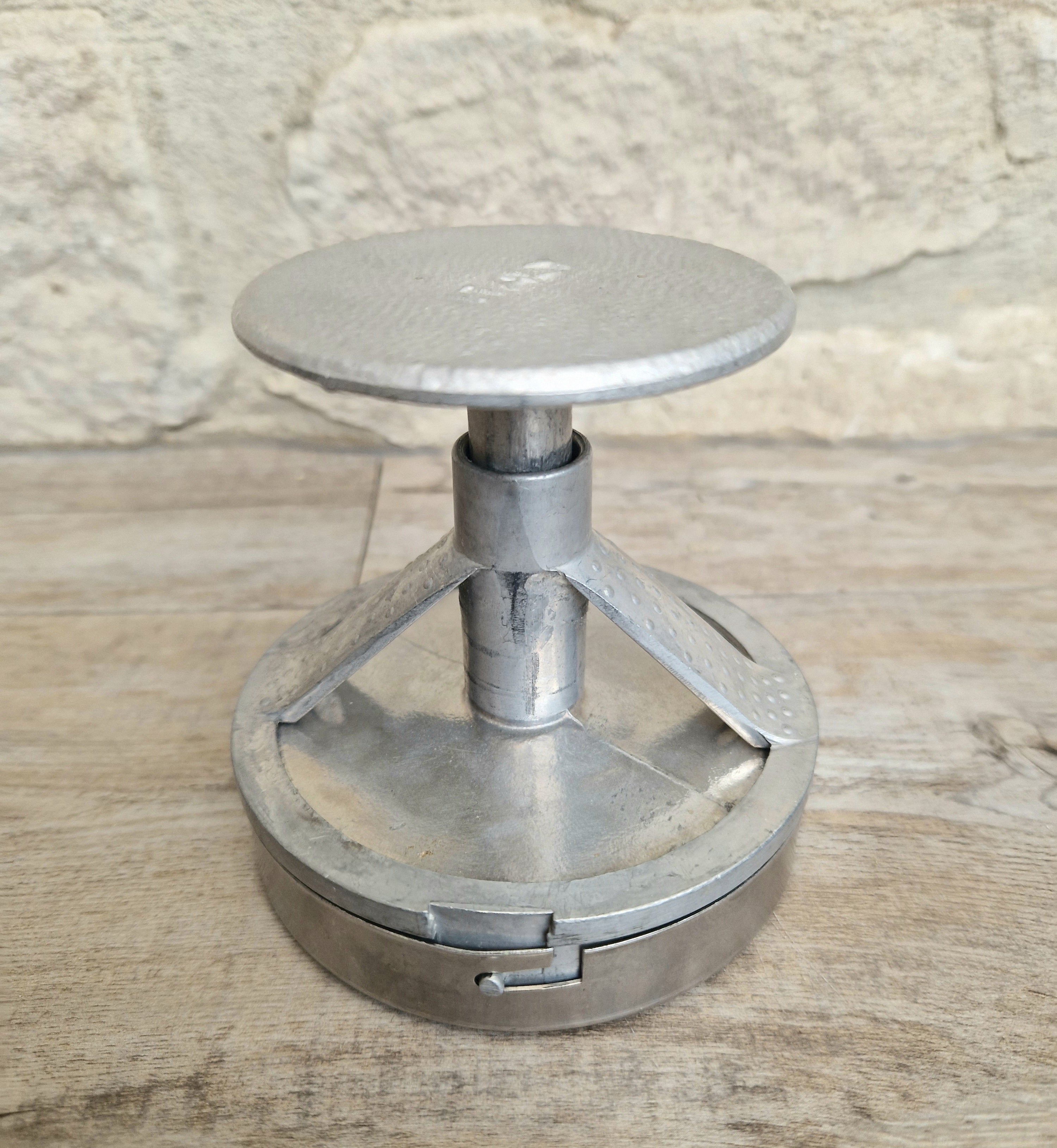 Aluminium Burger Pate Press Italian Kitchenalia Collectable