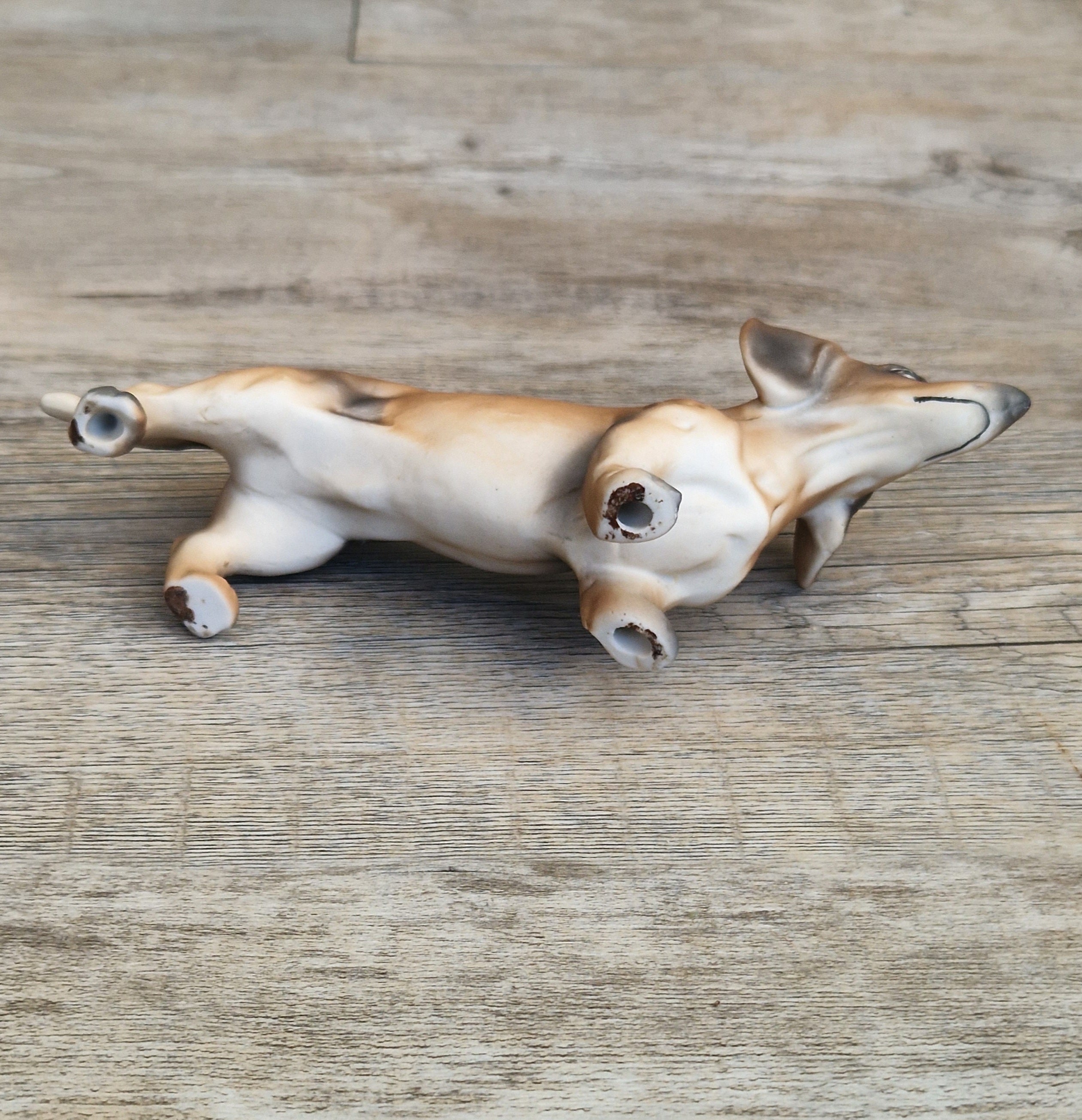 Vintage Porcelain Dachshund Dog Figurine, 15cm Matte Ceramic Retro Wiener Dog Decor Mid Century Collectible