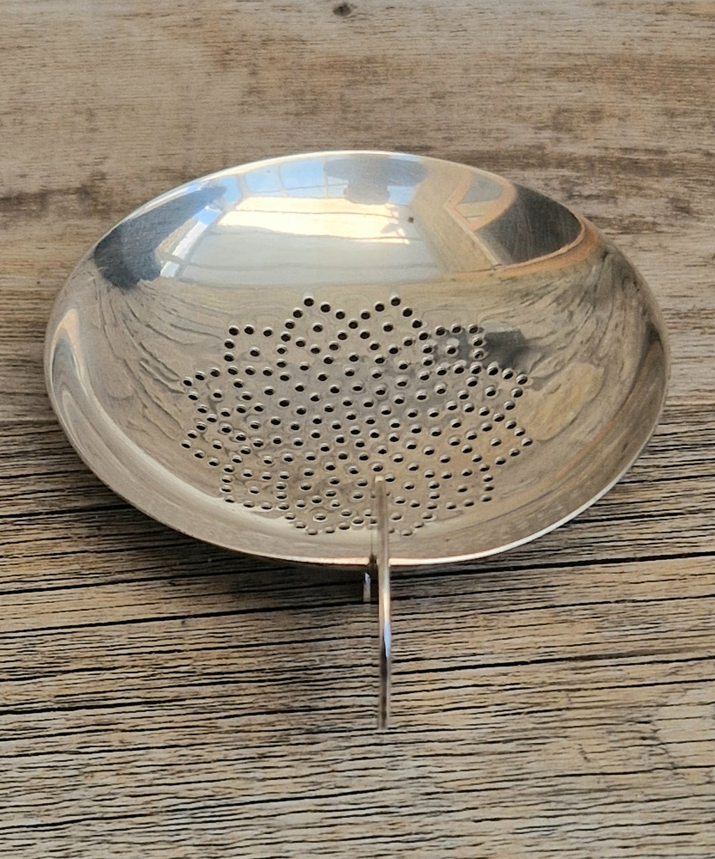 Art Deco Disc Motif Silver Plated Over Cup Tea Strainer/Lemon Strainer Sola