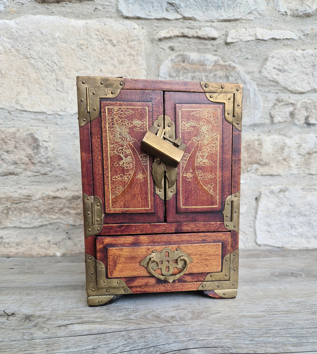 Vintage Hardwood Brass Bound Oriental Hand-Painted Chinoiserie Dragons Footed Jewellery Box Chest 1940s