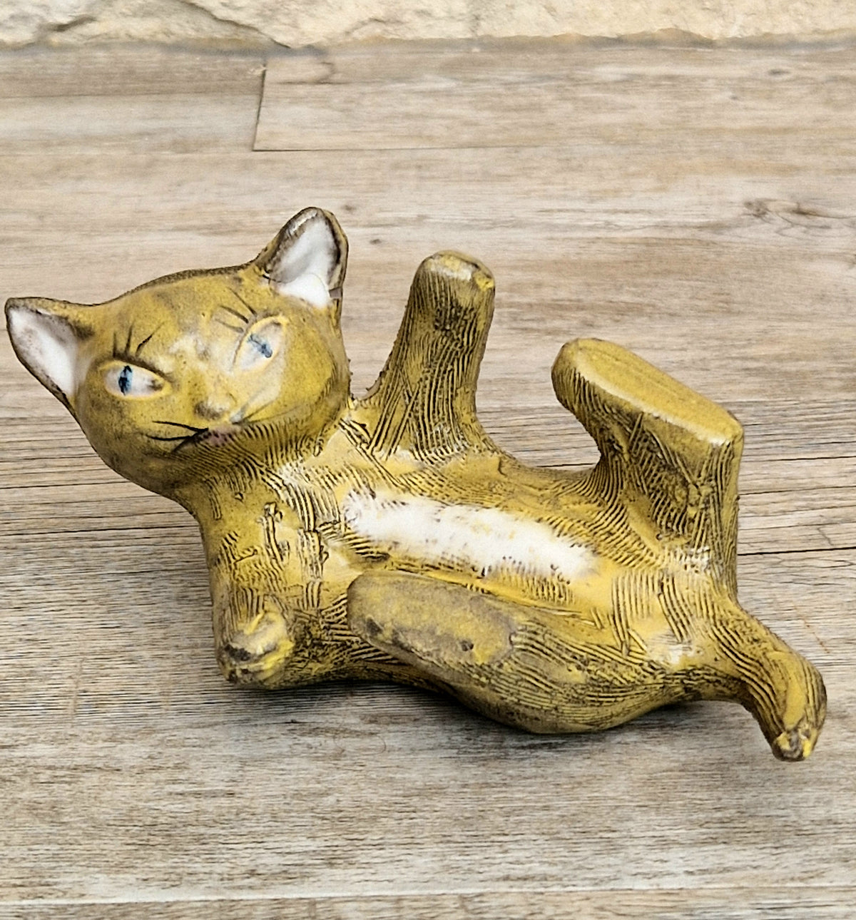 Vintage Mid-Century Upsala Ekeby Swedish Pottery Cat Figurine By Dorothy Clough 1956-67.