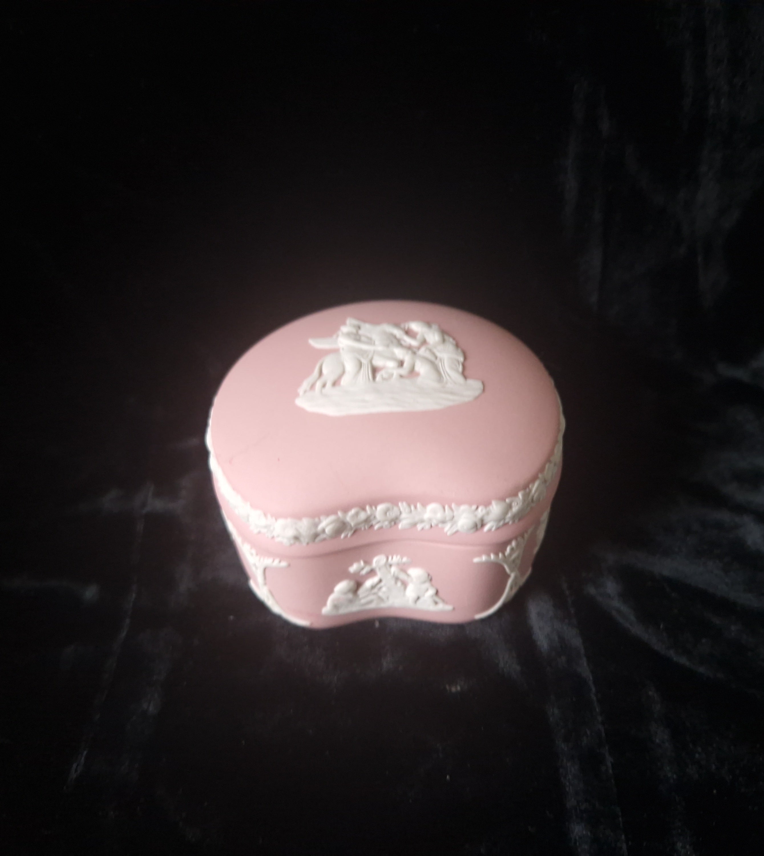 Vintage Wedgwood Pink Jasperware Kidney Shape Lidded Trinket Pot