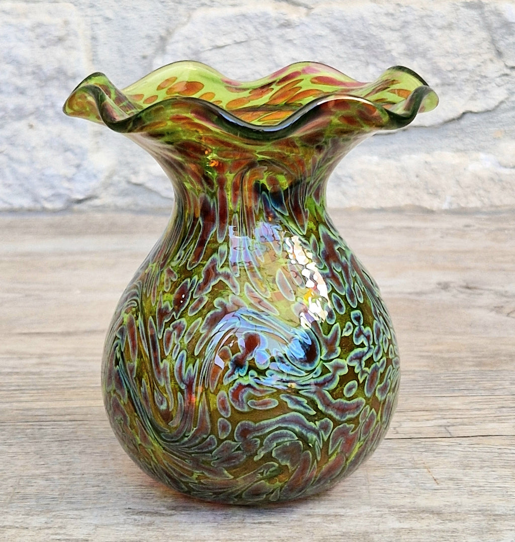 Rare 1925 Loetz Ausführung 237 Iridescent Uranium Glass Vase (Shape PN II-5589) — 13cm