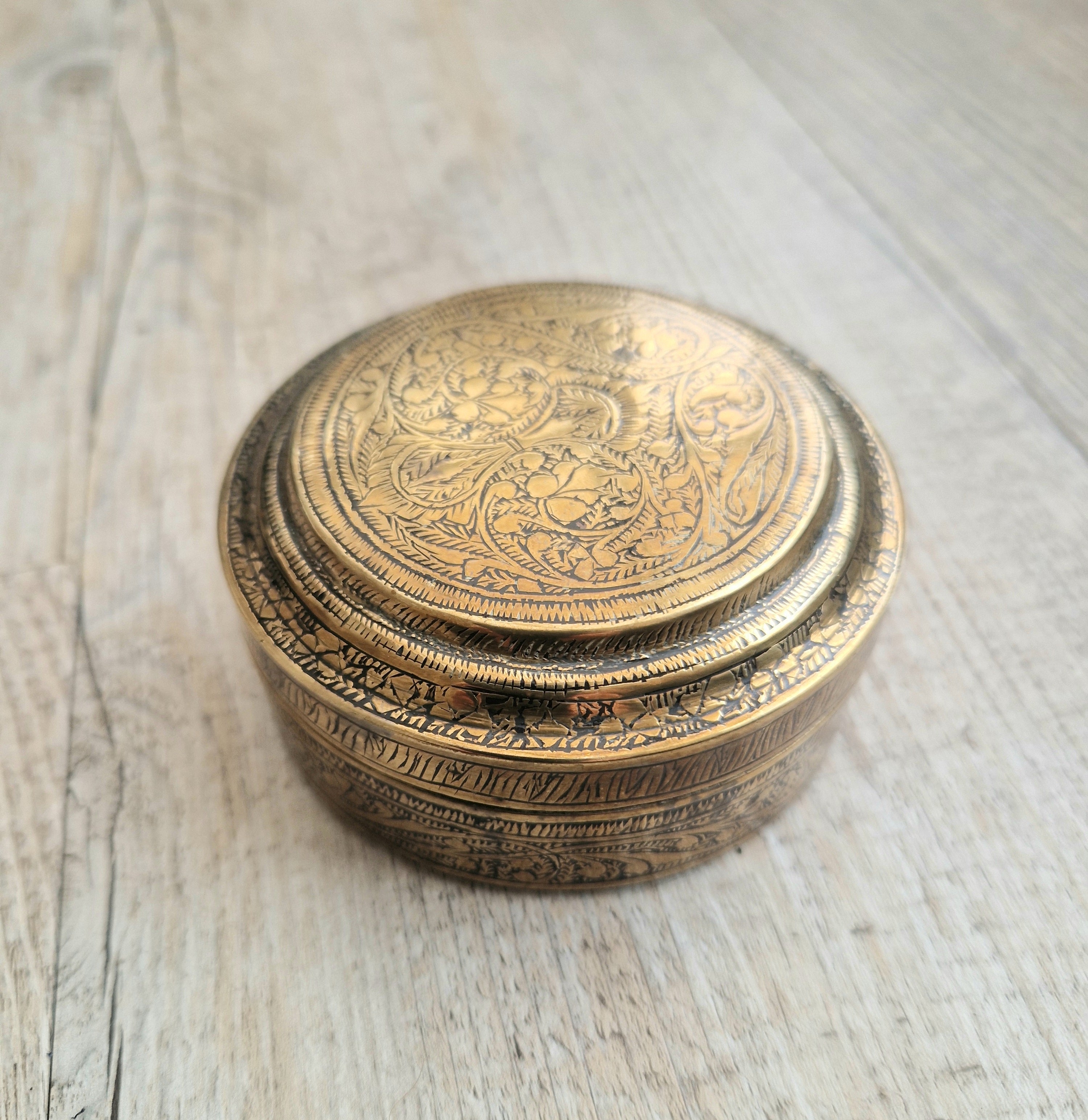 Antique 19th Century Deccan Indian Floral Engraved Pandan Brass Betel Nut Box