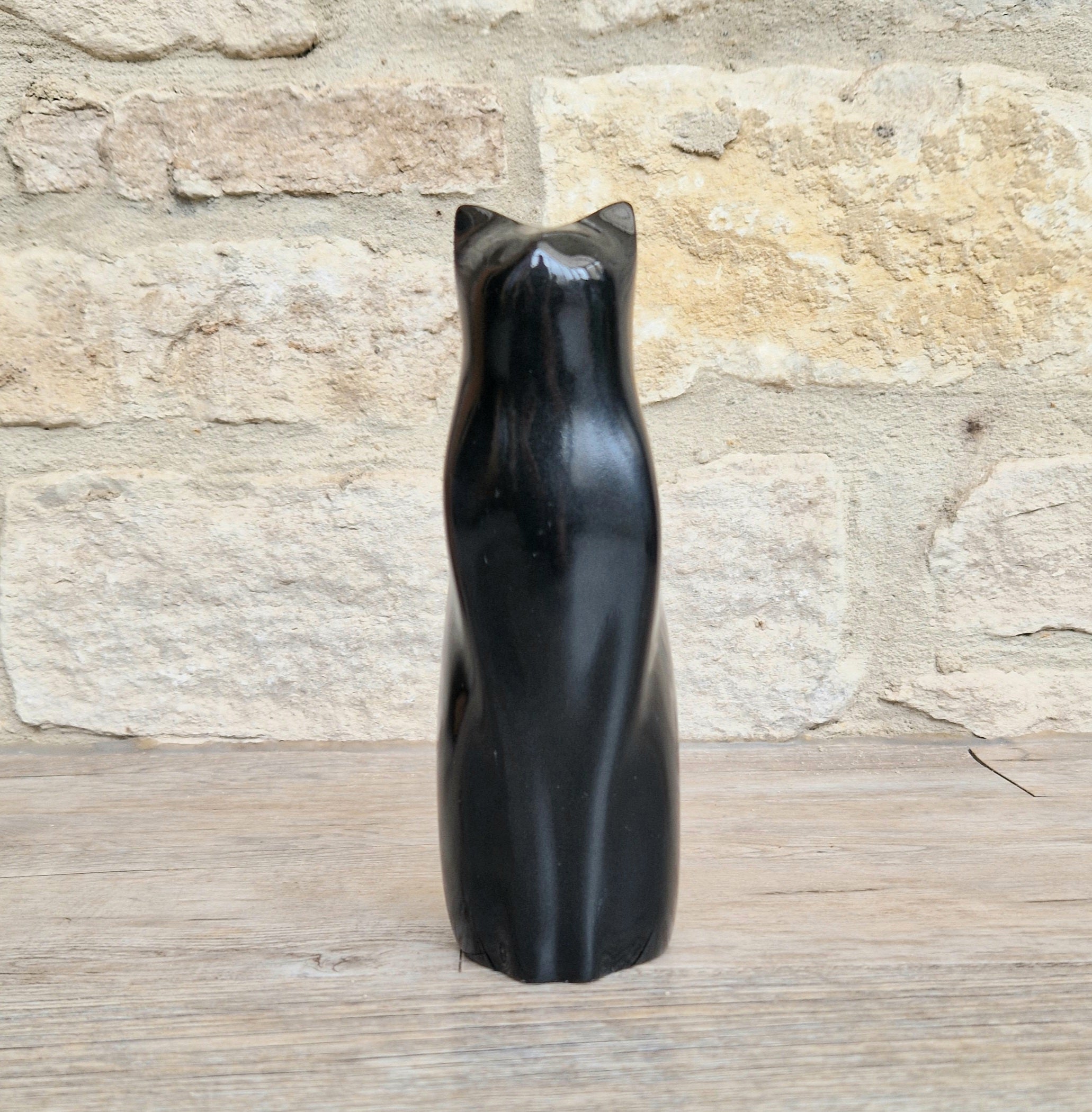 Perry Lancaster Sitting Cat Sculpture – Gloss Black Resin Figurine,Mid Century Decor 17cm