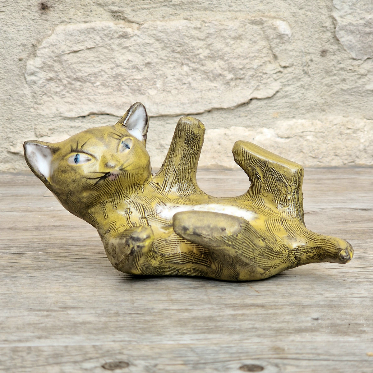 Vintage Mid-Century Upsala Ekeby Swedish Pottery Cat Figurine By Dorothy Clough 1956-67.