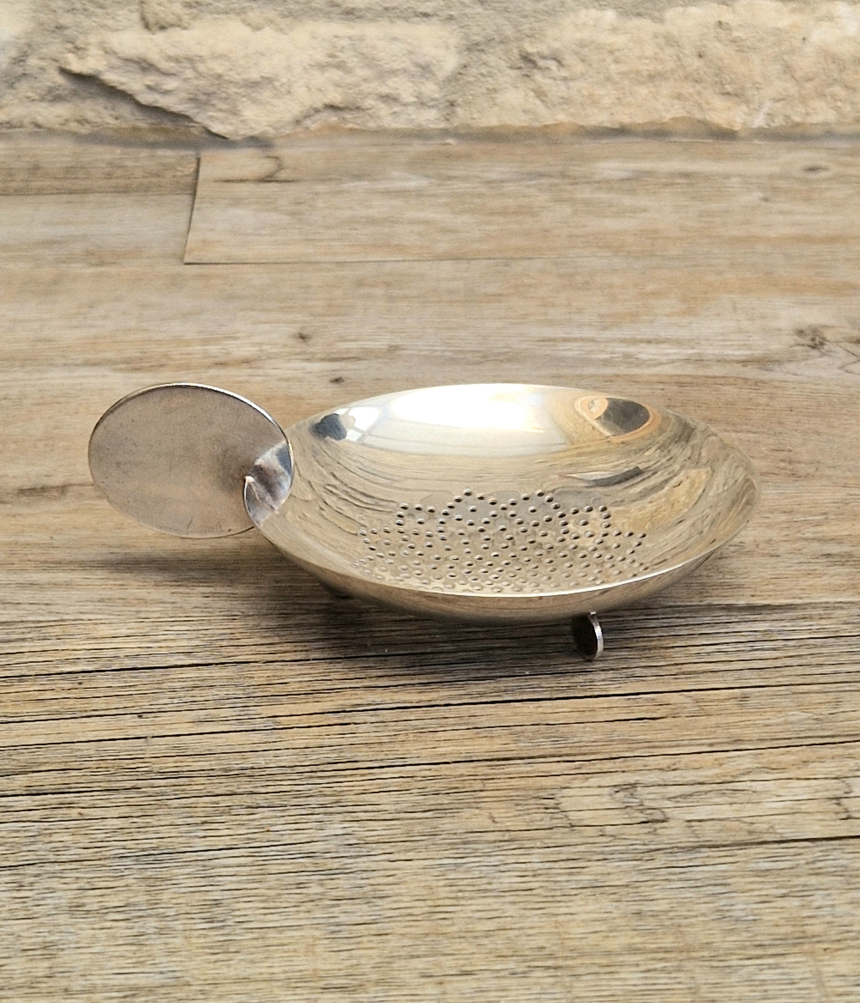 Art Deco Disc Motif Silver Plated Over Cup Tea Strainer/Lemon Strainer Sola