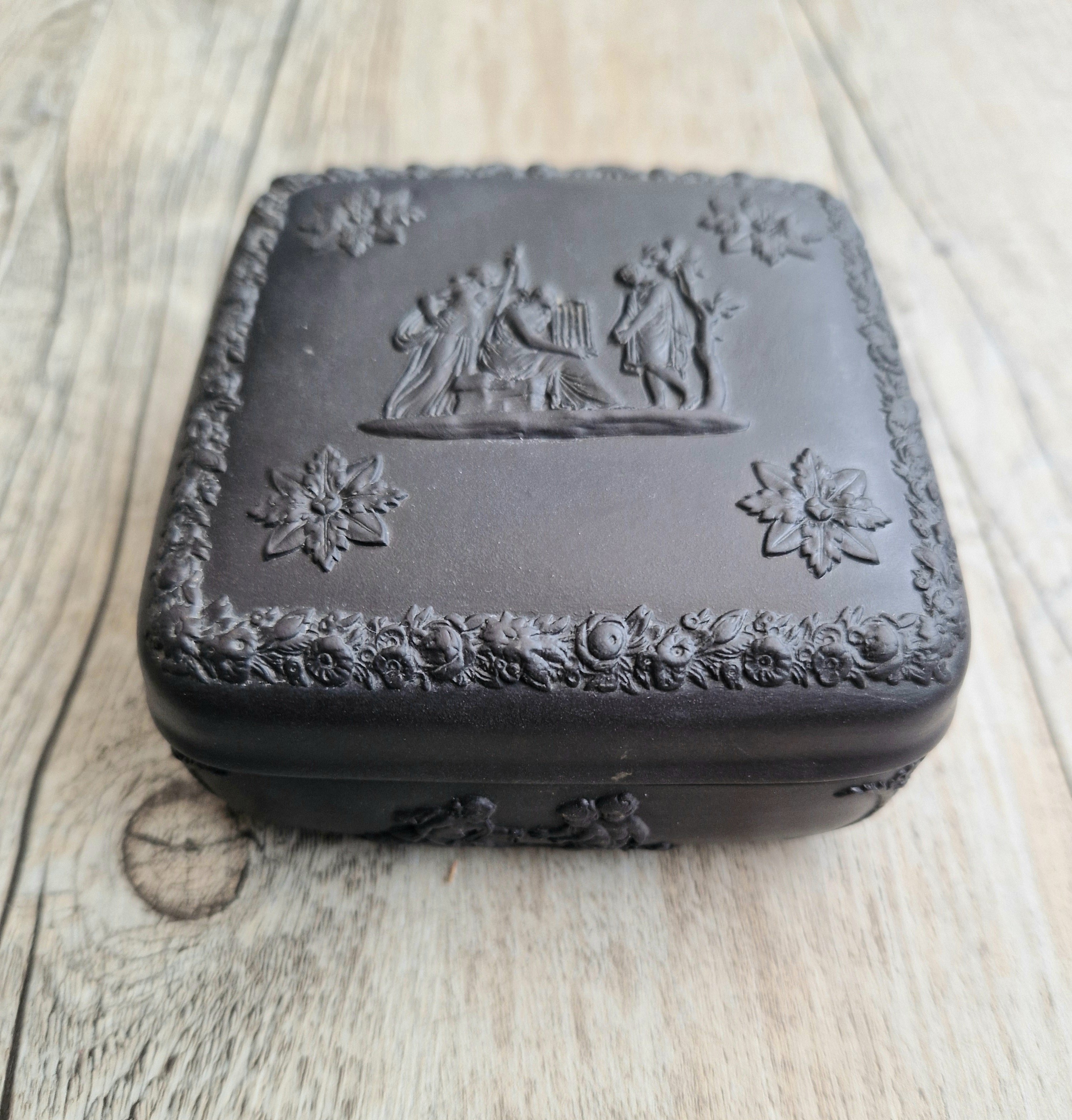 Vintage Wedgwood Black Basalt Neo-Classical Square Trinket Box 1963