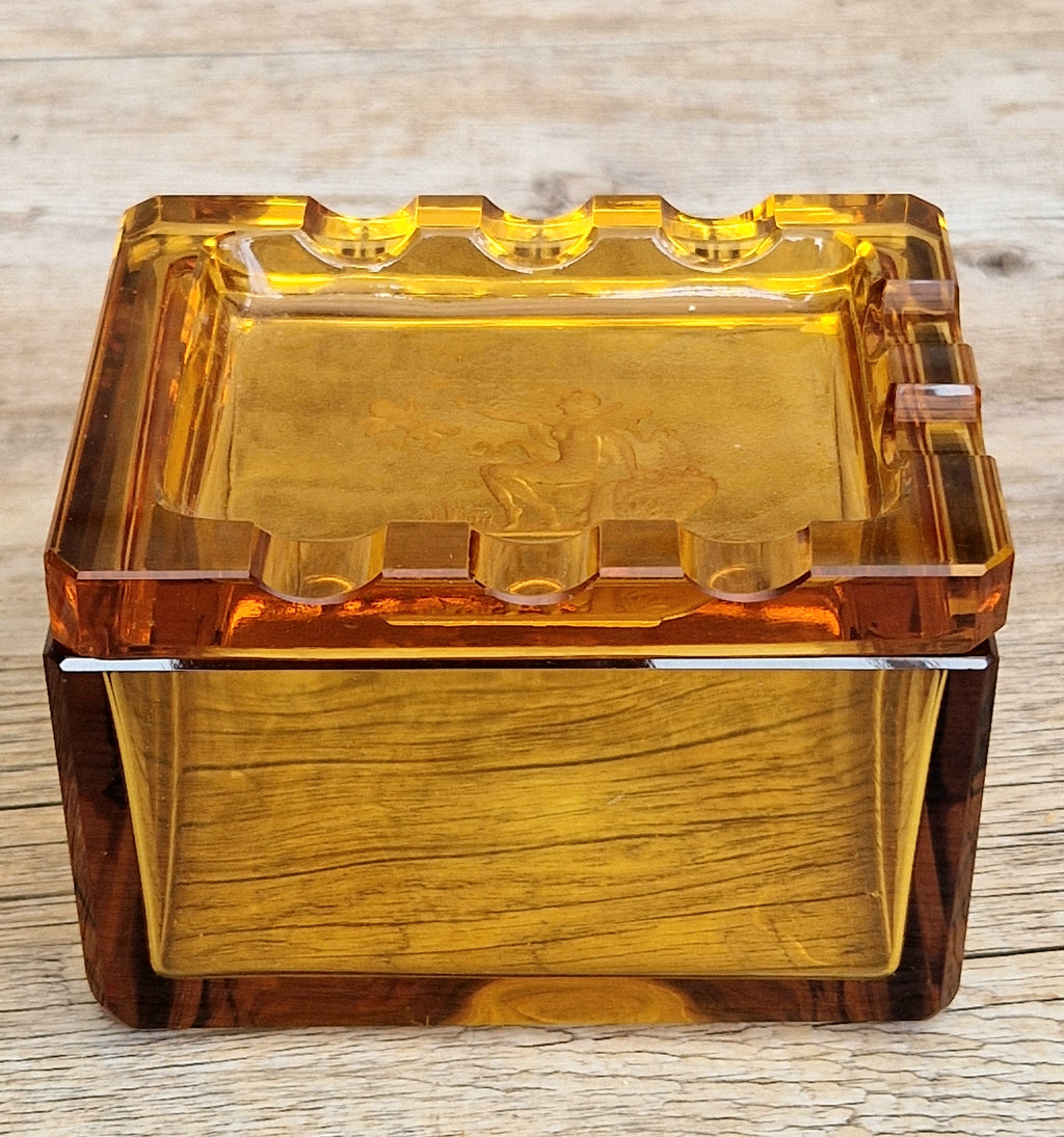 1930s Hienrich Hoffman Amber Intaglio Glass Cupid & Goddess Crenulated Lidded Trinket Box