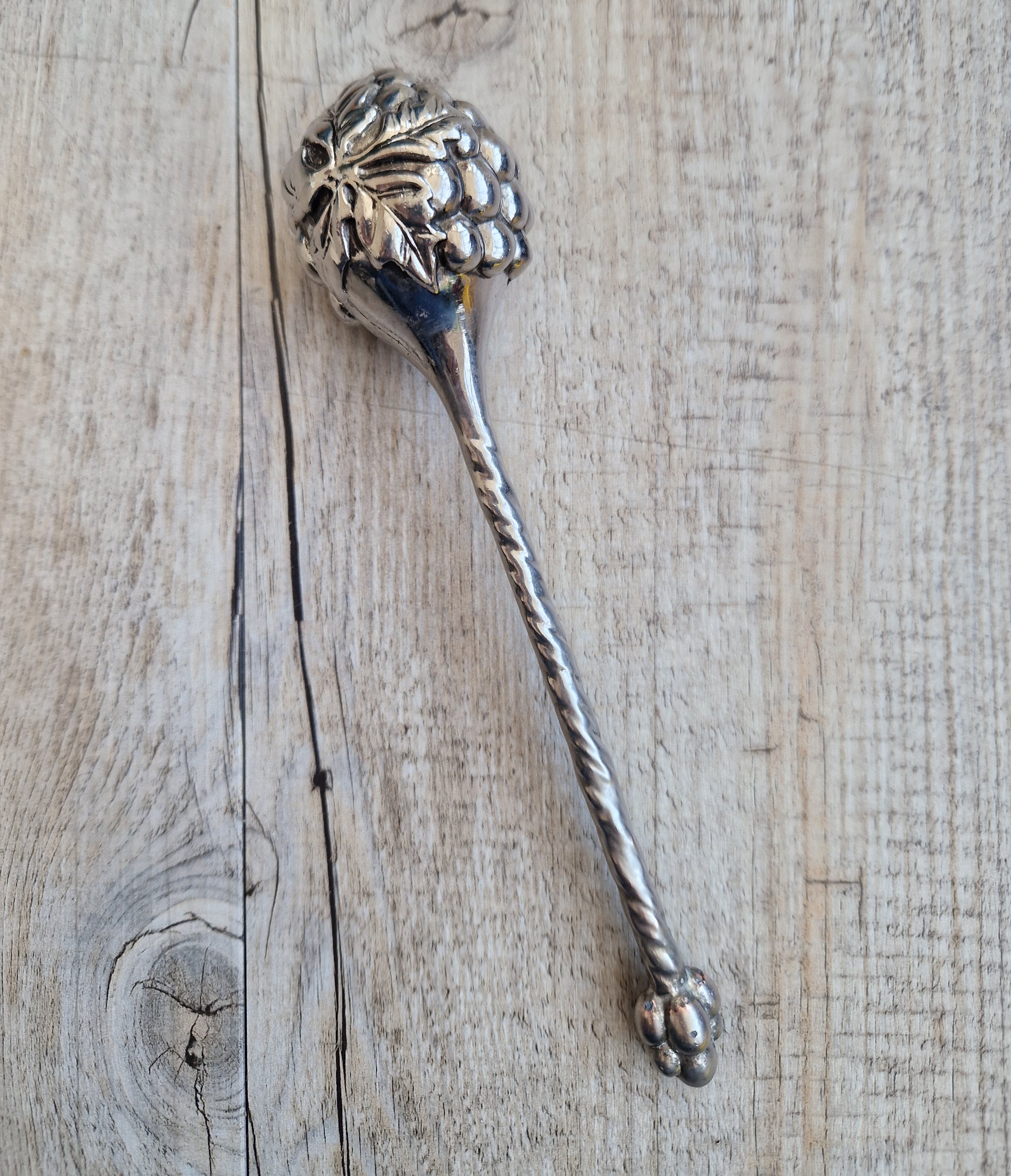 Vintage Silver Plated Silea Bunch of Grapes Style Champagne Bubble Keeper