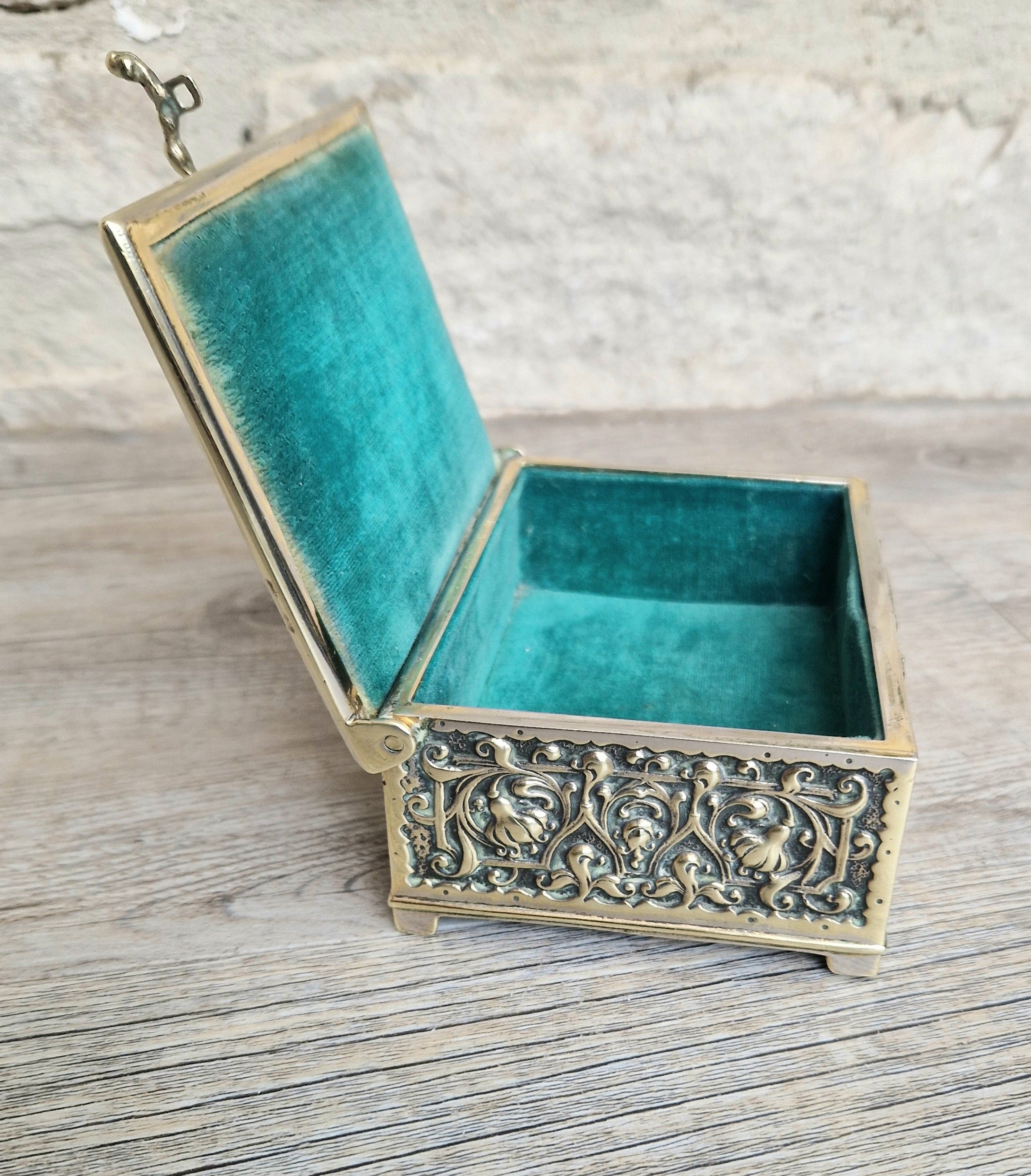 Antique Erhard & Söhne Silvered Brass High Relief Rapousse Renaissance Revival Clasp Casket Box