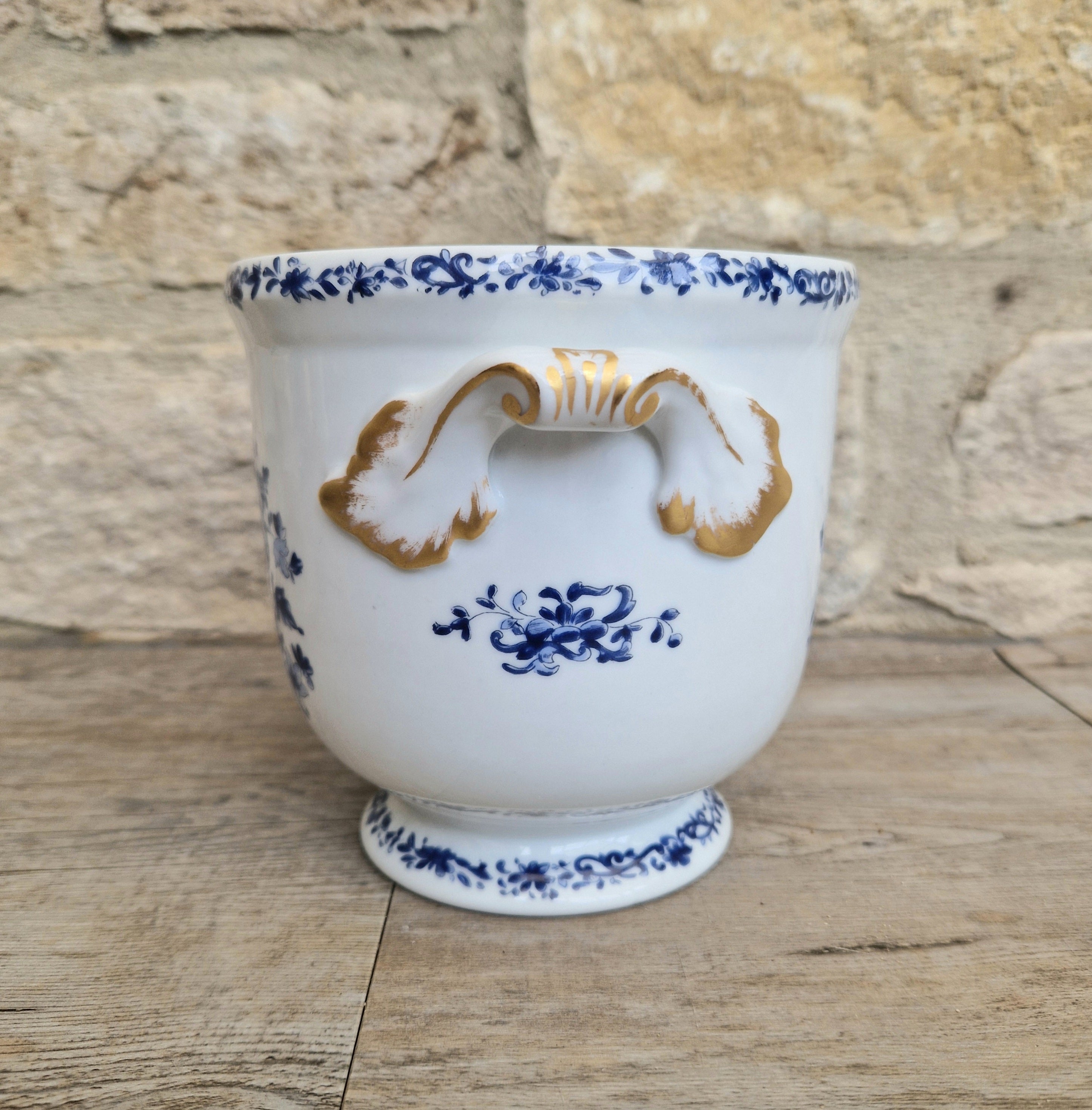 Vintage Vista Alegre Portugal Porcelain Plant Pot Round Planter / Jardinere, Blue & White