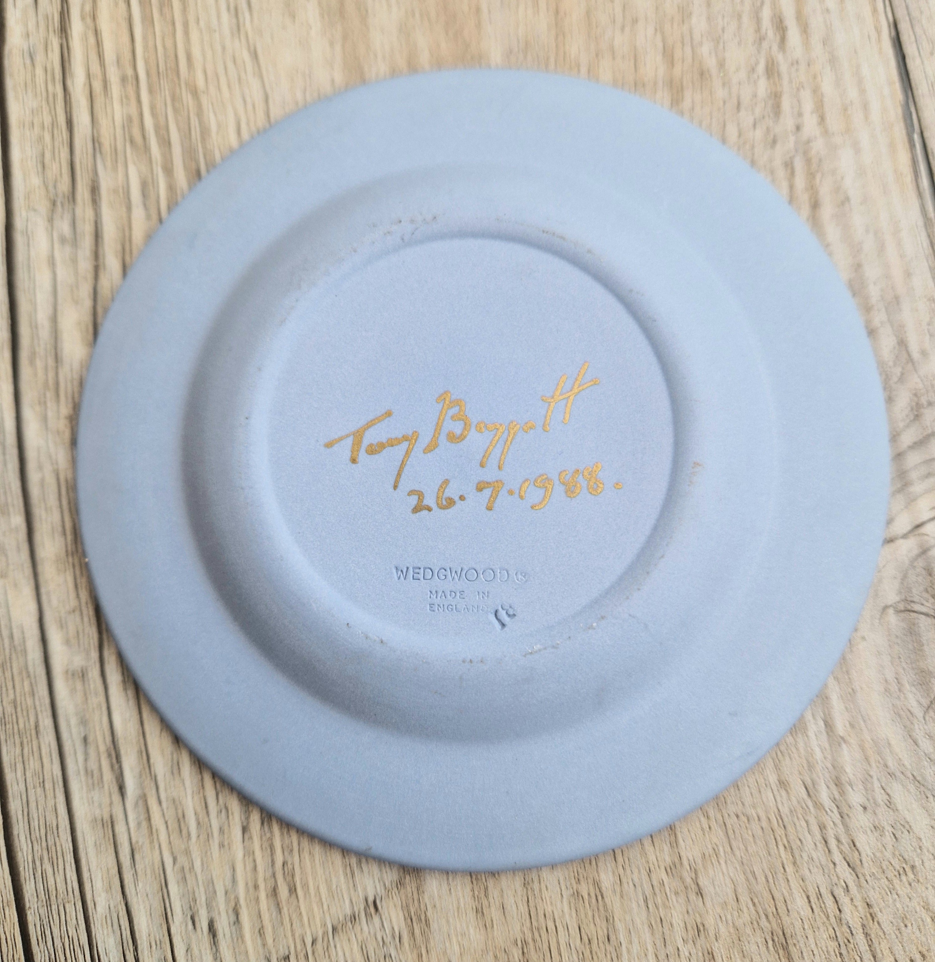 Wedgwood Jasper Tri Colour Pegasus 3 Muses Mini Pin PlateSigned Tony Baggott