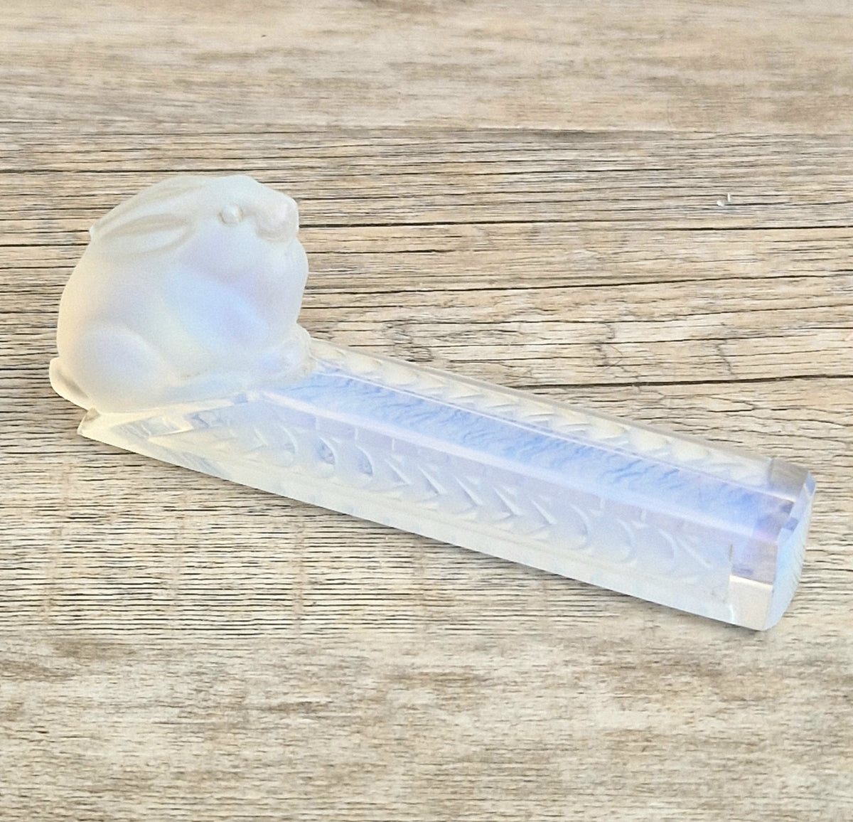 Vintage Etling France Opalescent Glass Rabbit Knife Rest Art Deco Opaline Figurine 11cm