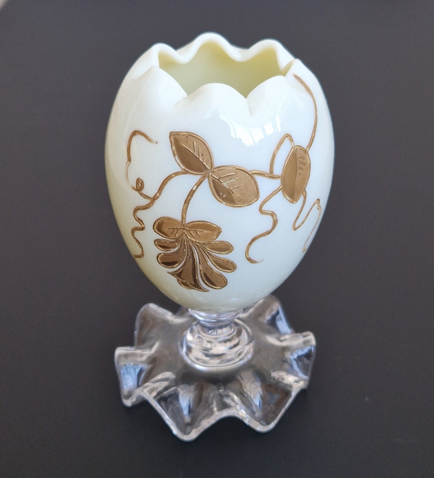 Thomas Webb & Sons Egg-Shaped Gilded Opaline Glass Posy Vase c.1880