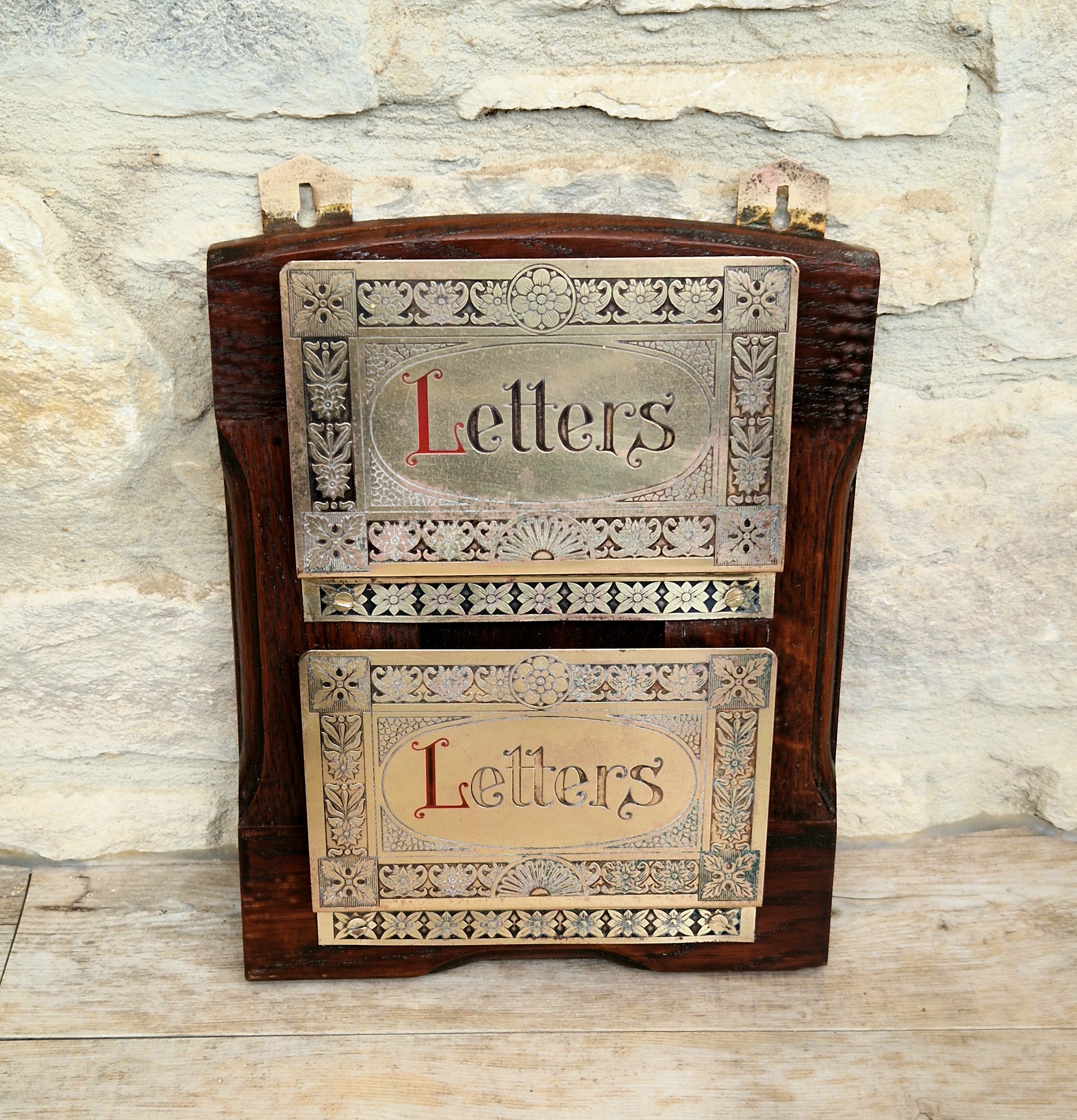 Antique Arts & Crafts Brass And Quarter Sawn Oak Gentleman's Wall Letter Rack